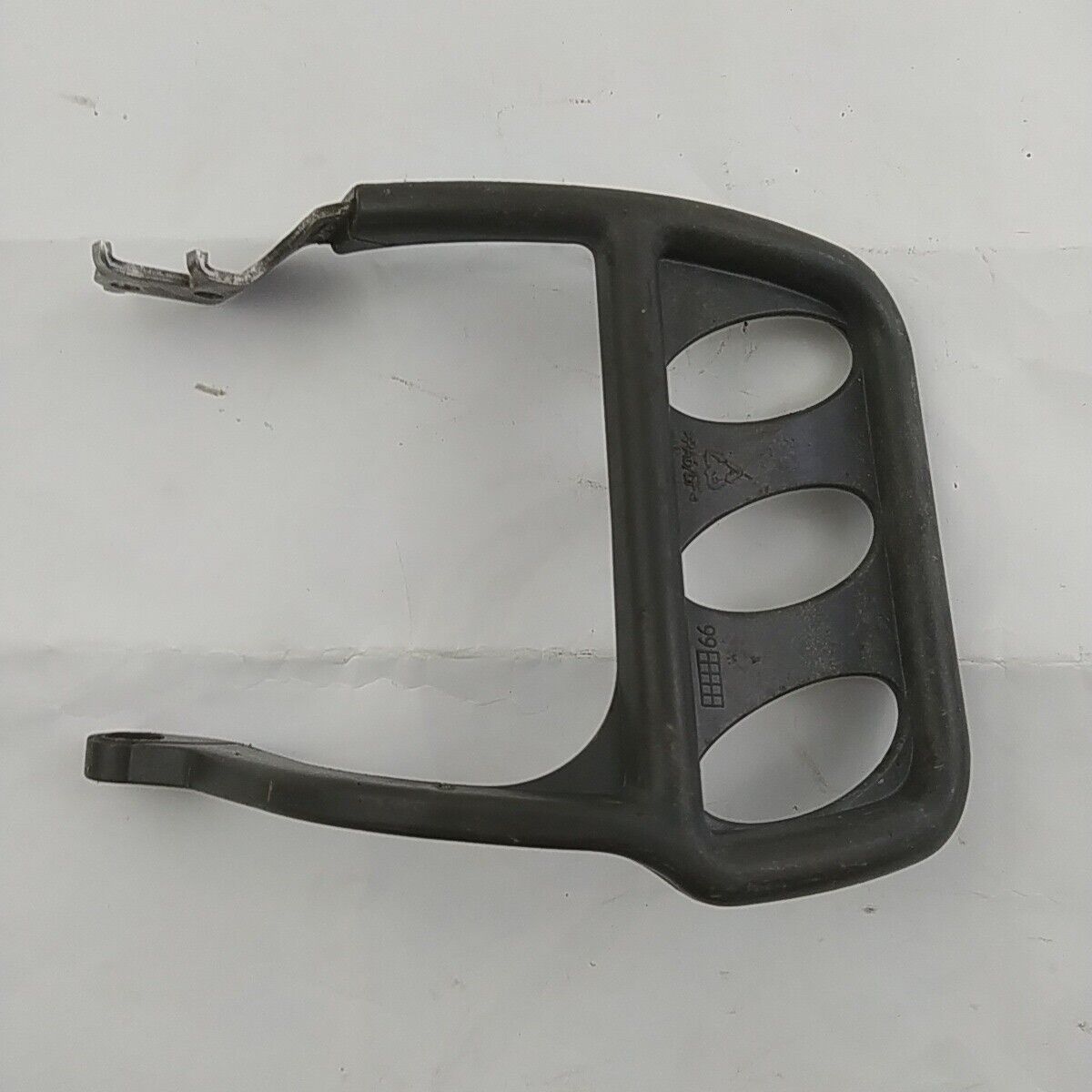 MOTOSEGA CASTOR CP 361 ricambio MANIGLIA PROTEZIONE FRENO BLOCCO CATENA  Usato