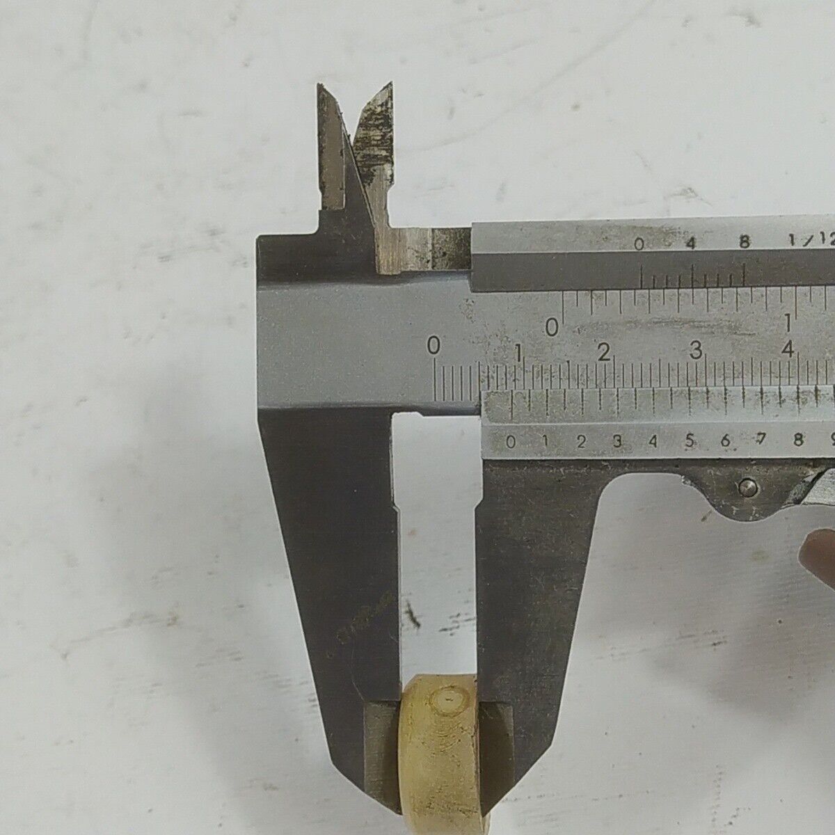 Ricambi usati per decespugliatore MCCULLOCH BP 38 SUPPORTI SERBATOIO CARBURANTE