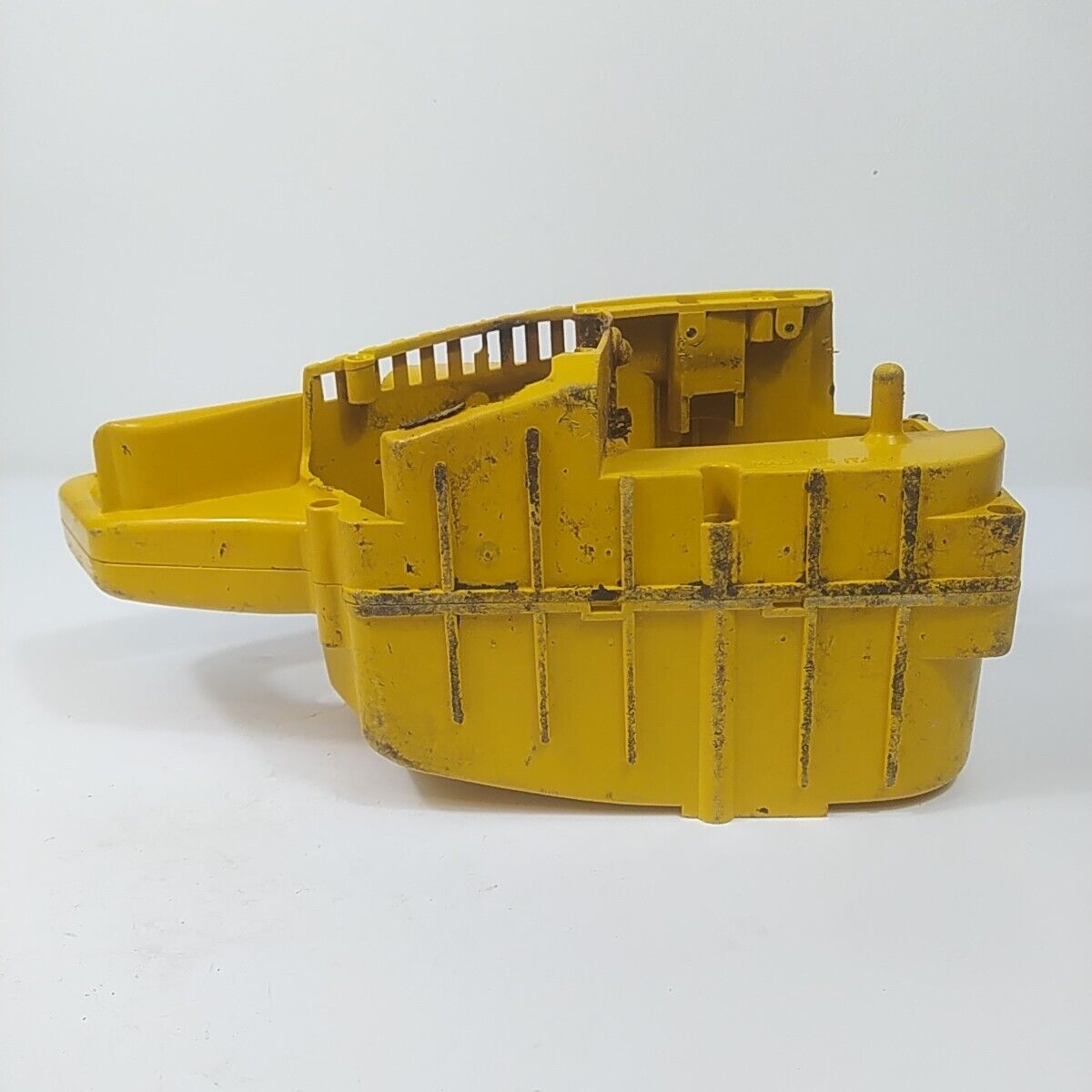 ricambi CARCASSA COPRI MOTORE per motosega ALPINA SILVER 40 castor 330 338 usati