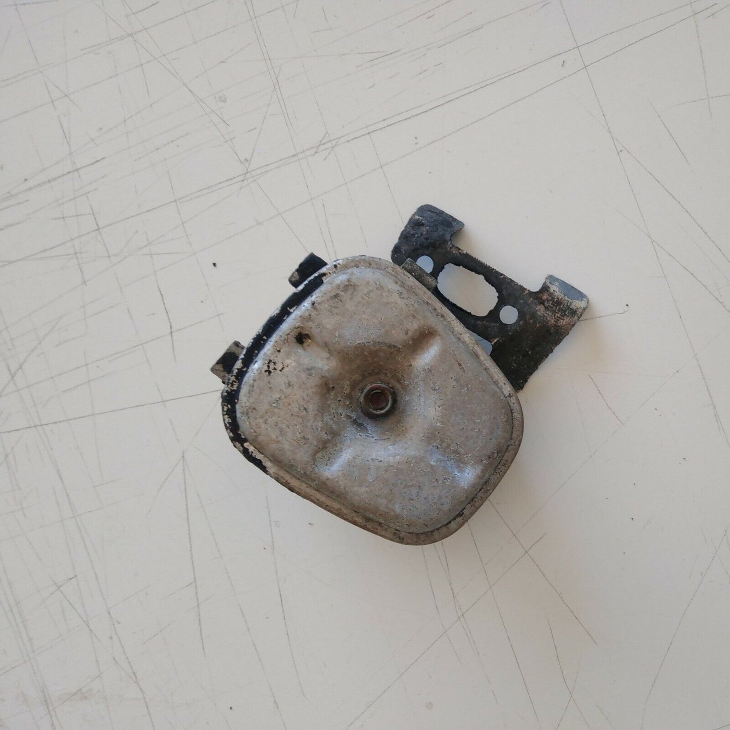 CASTOR TURBO 20  DECESPUGLIATORE MARMITTA TERMINALE SCARICO Ricambio usato