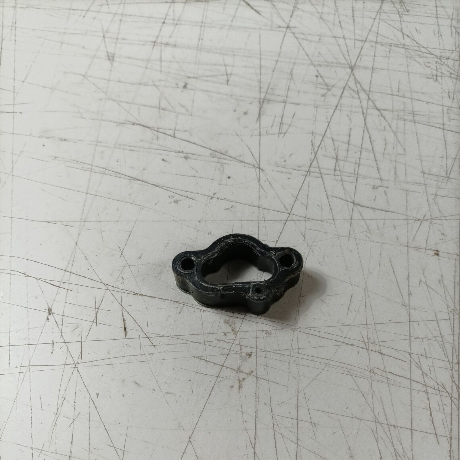 COLLETTORE ASPIRAZIONE FLANGIA CARBURATORE PER MOTOSEGA CASTOR C70 ALPINA A70