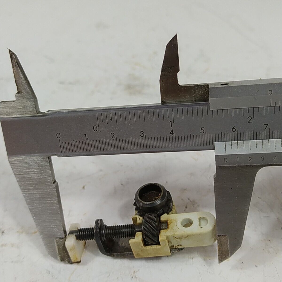 REGISTRO CATENA ORIGINALE STIHL PER MOTOSEGA MS 150 TC ricambi usati