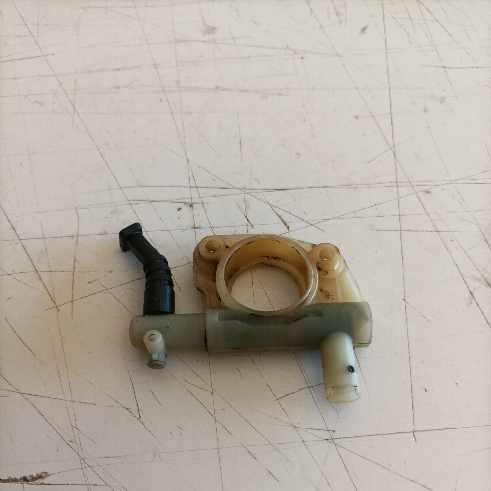 POMPA OLIO originale PER MOTOSEGA EMAK OLEOMAC 940 940C ricambi usati