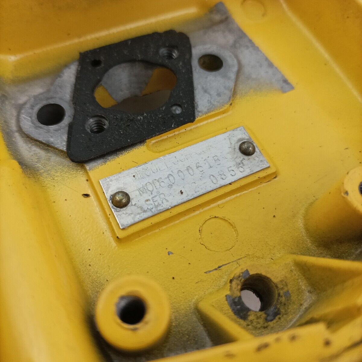 Ricambi STAFFA IMPUGNATURA PER MOTOSEGA MCCULLOCH PRO MAC 700 usati