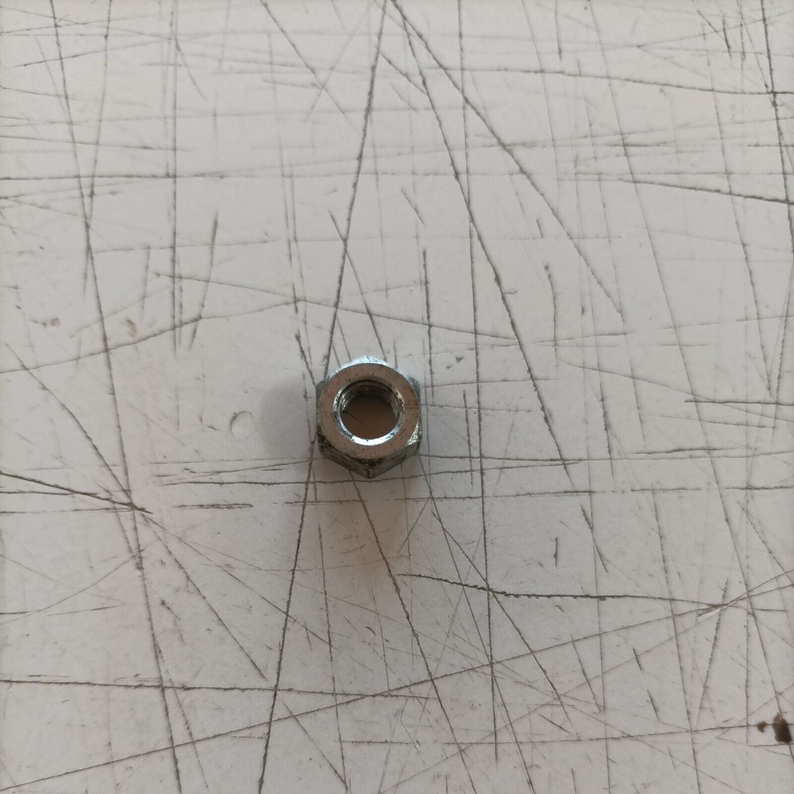 DADO volano VITE ALBERO MOTORE PER MOTOSEGA EMAK OLEOMAC 940 940C EFCO usato