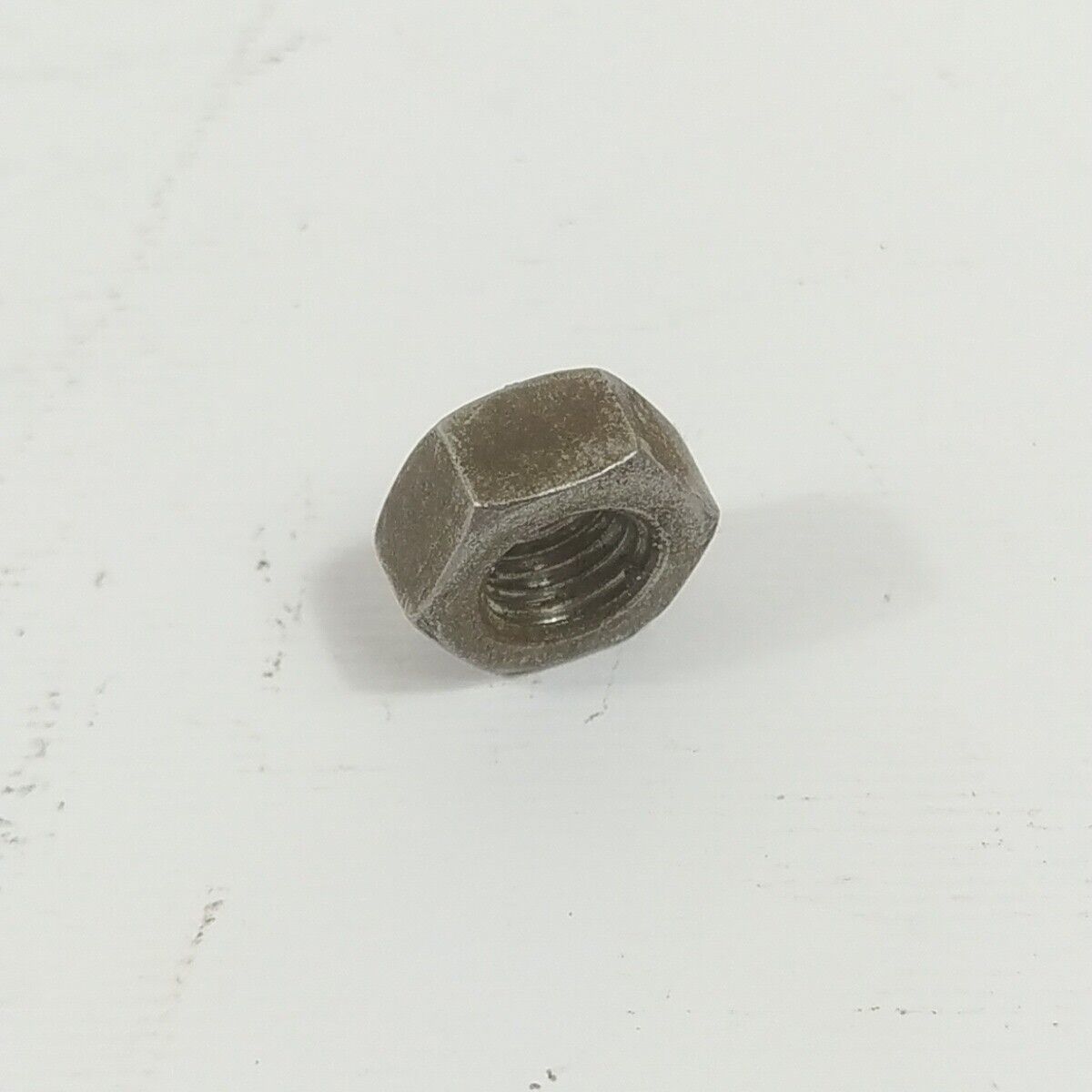 Ricambi usati per decespugliatore MCCULLOCH BP 38 AV DADO LATO VOLANO 