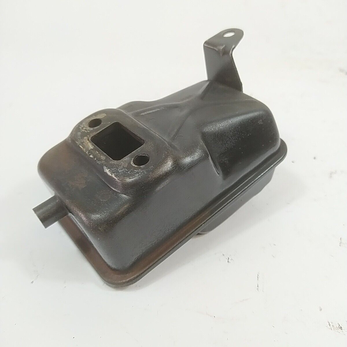 Ricambio MARMITTA SILENZIATORE usato per decespugliatore Komatsu ZENOAH G4K