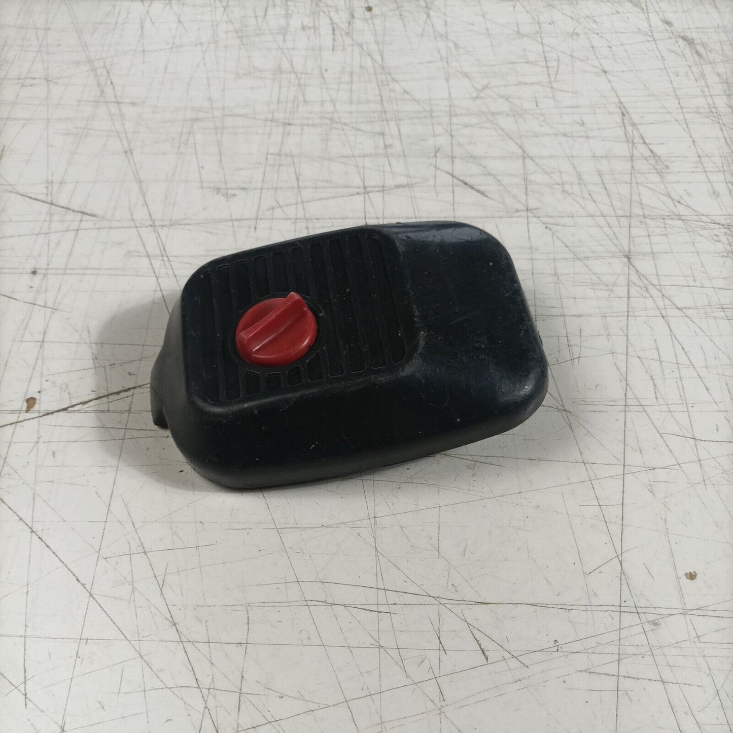 coperchio filtro aria CON VITE PER MOTOSEGA SANDRIGARDEN MTD CS 36 ricambi usati