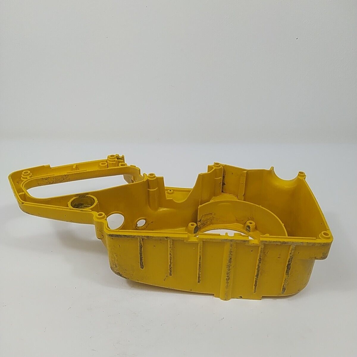 ricambi CARCASSA COPRI MOTORE per motosega ALPINA SILVER 40 castor 330 338 usati