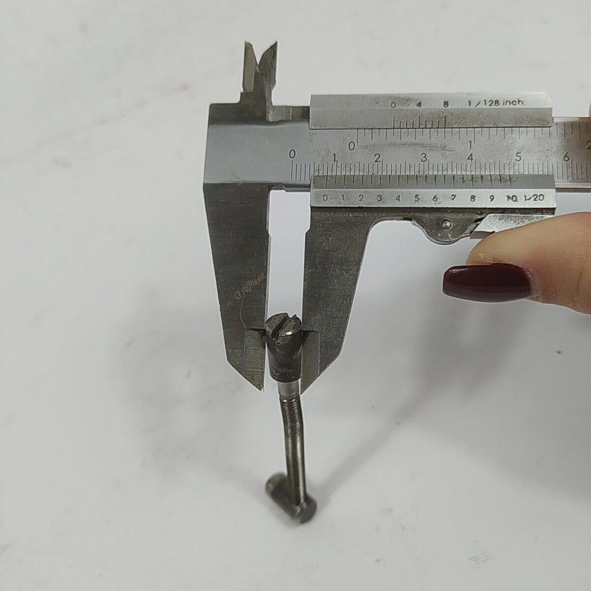 Ricambio per motosega OLEO-MAC 350 PIASTRINA REGISTRO E BARRA CATENA usato