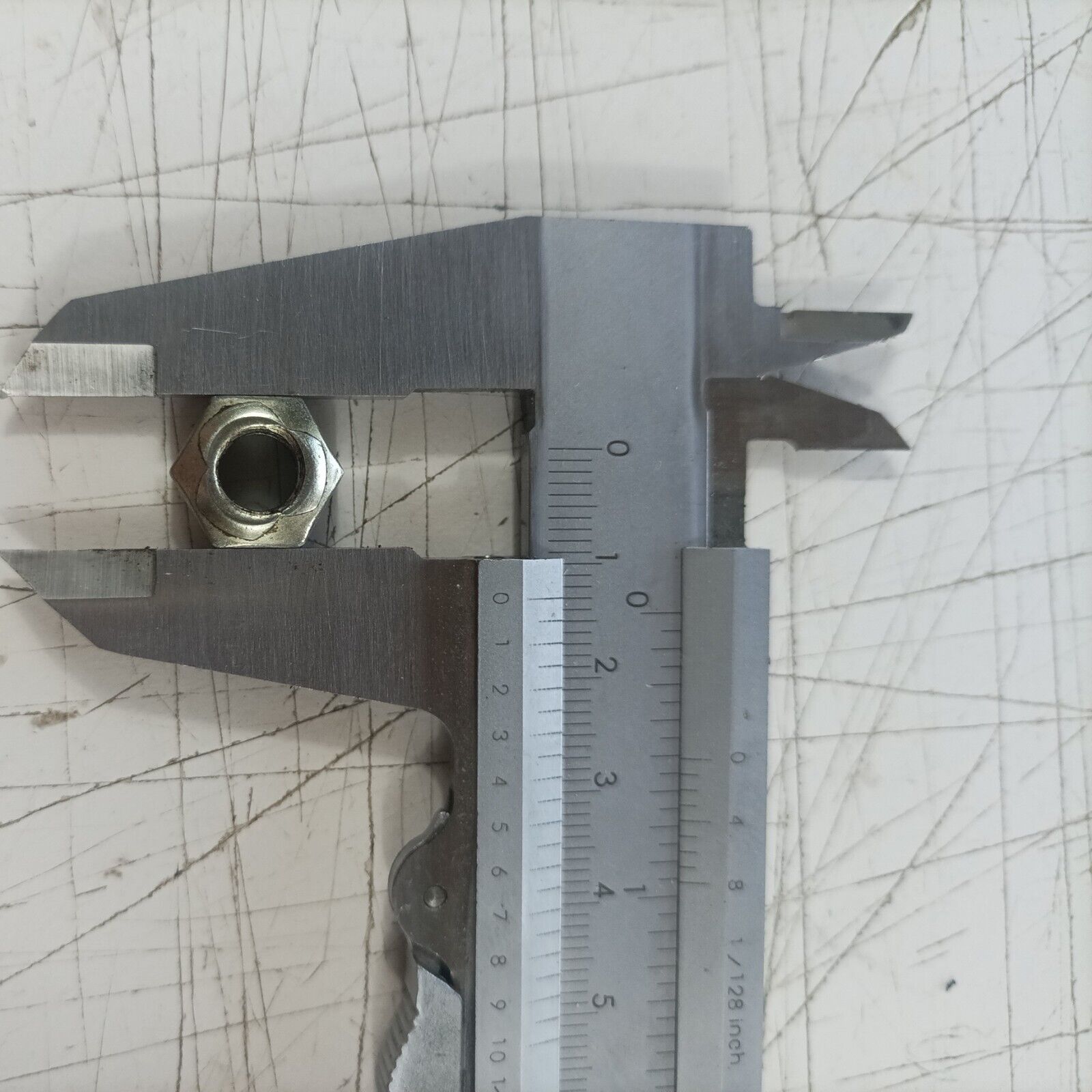 MOTOSEGA ALPINA P-400 DADO BULLONE VITE VOLANO E ALBERO MOTORE ORIGINALE
