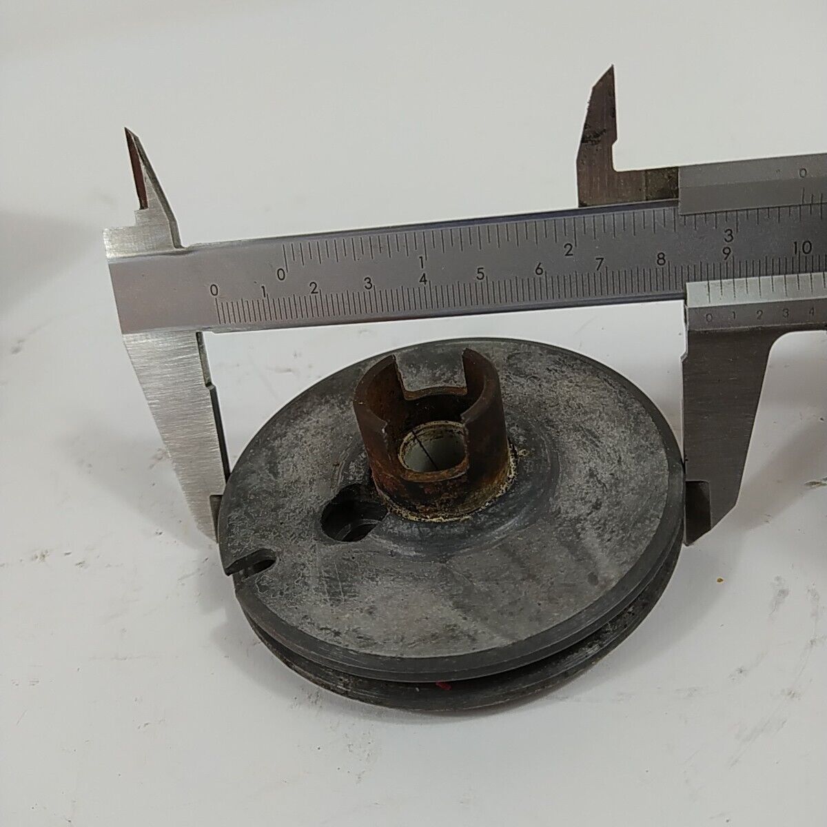 COPERCHIO E PULEGGIA avviamento PER MOTOSEGA HOMELITE SUPER XL ricambi usati