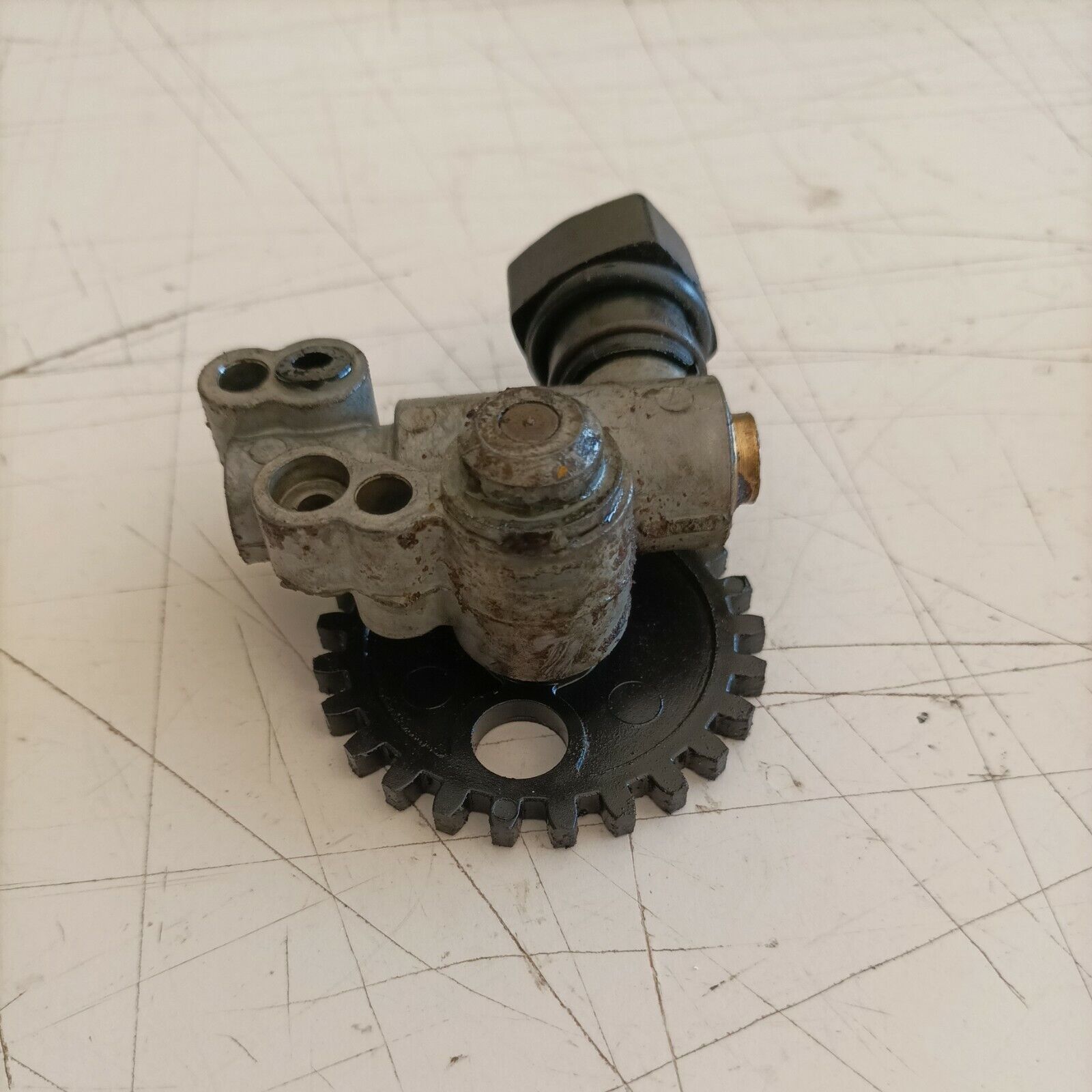 POMPA OLIO completa PER MOTOSEGA OPEM JOLLY 155 AUTOMATIC ricambi usati