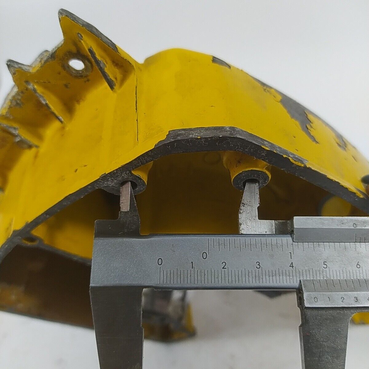 ricambio CARTER BASAMENTO ALBERO MOTORE lato frizione motosega ALPINA p 70 usati