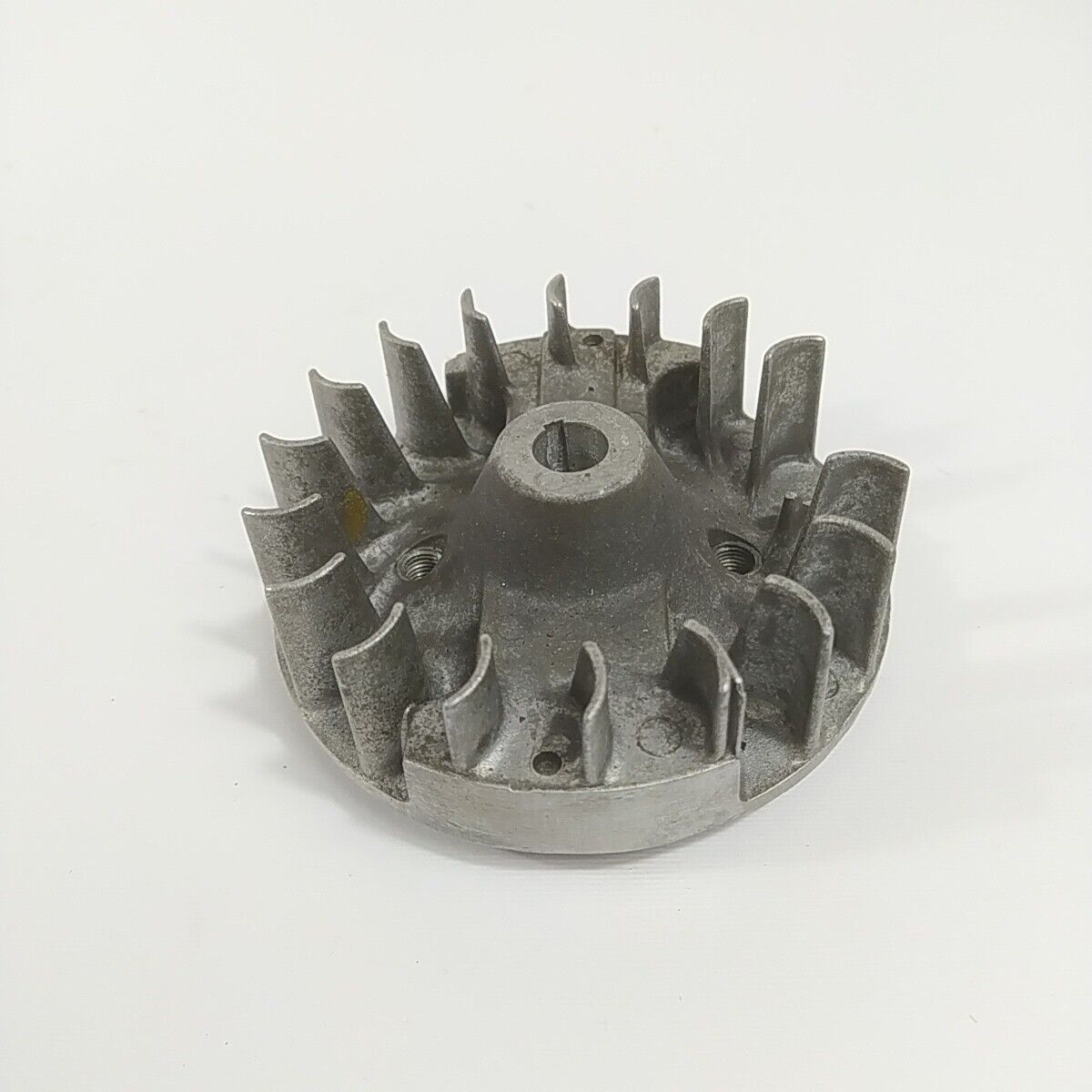 Ricambio VOLANO DI AVVIAMENTO usato decespugliatore Komatsu ZENOAH G3K IKE