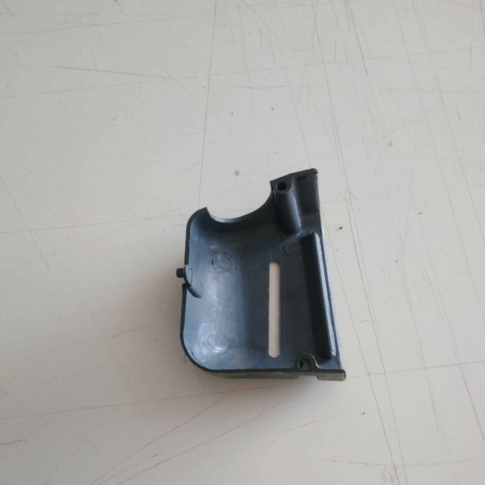 COPERCHIO COPRI SERBATOIO PER MOTOSEGA ALPINA  CASTOR D 21011G TR 350 PR 34