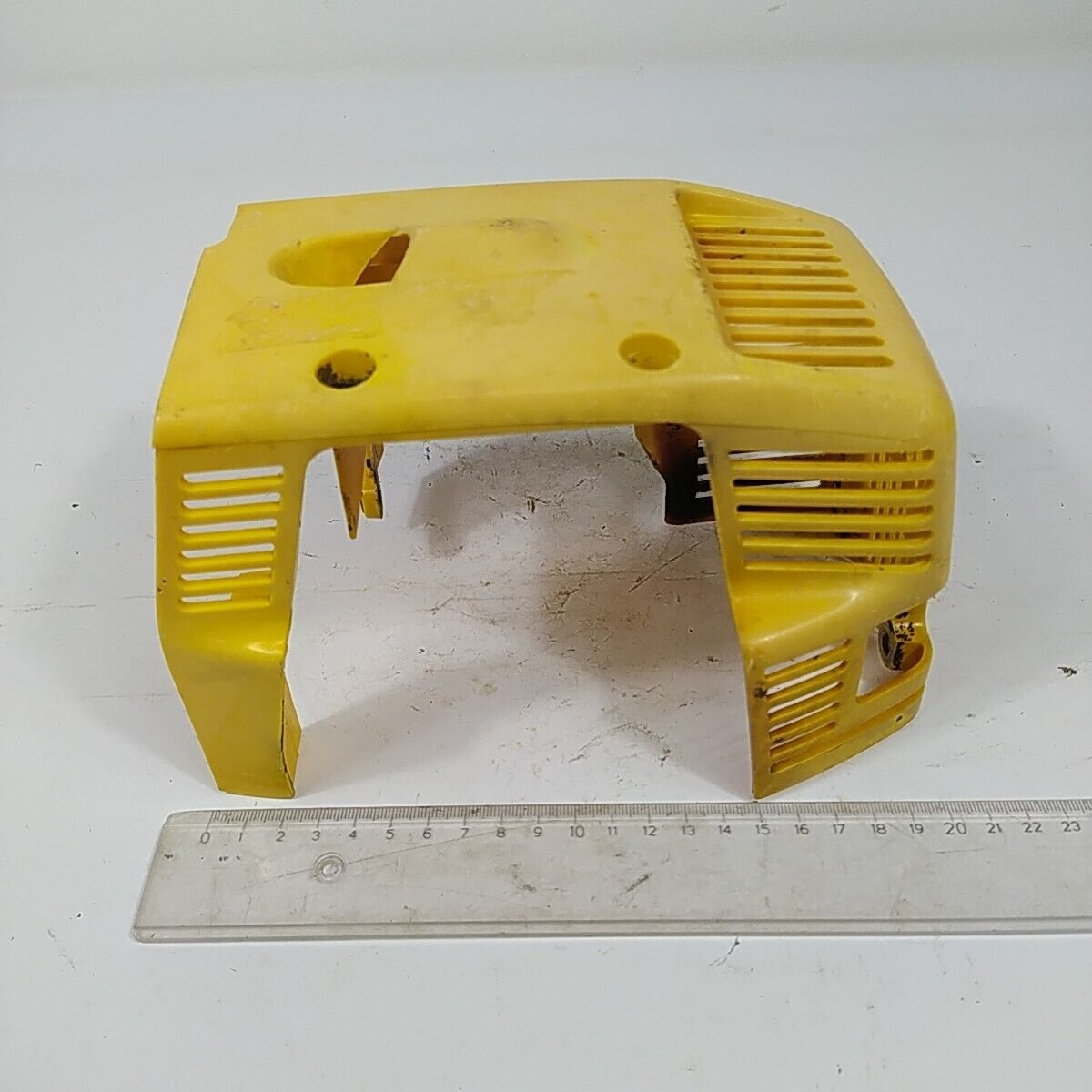 ricambio COPERCHIO copri motore usato ORIGINALE DECESPUGLIATORE MCCULLOCH GT