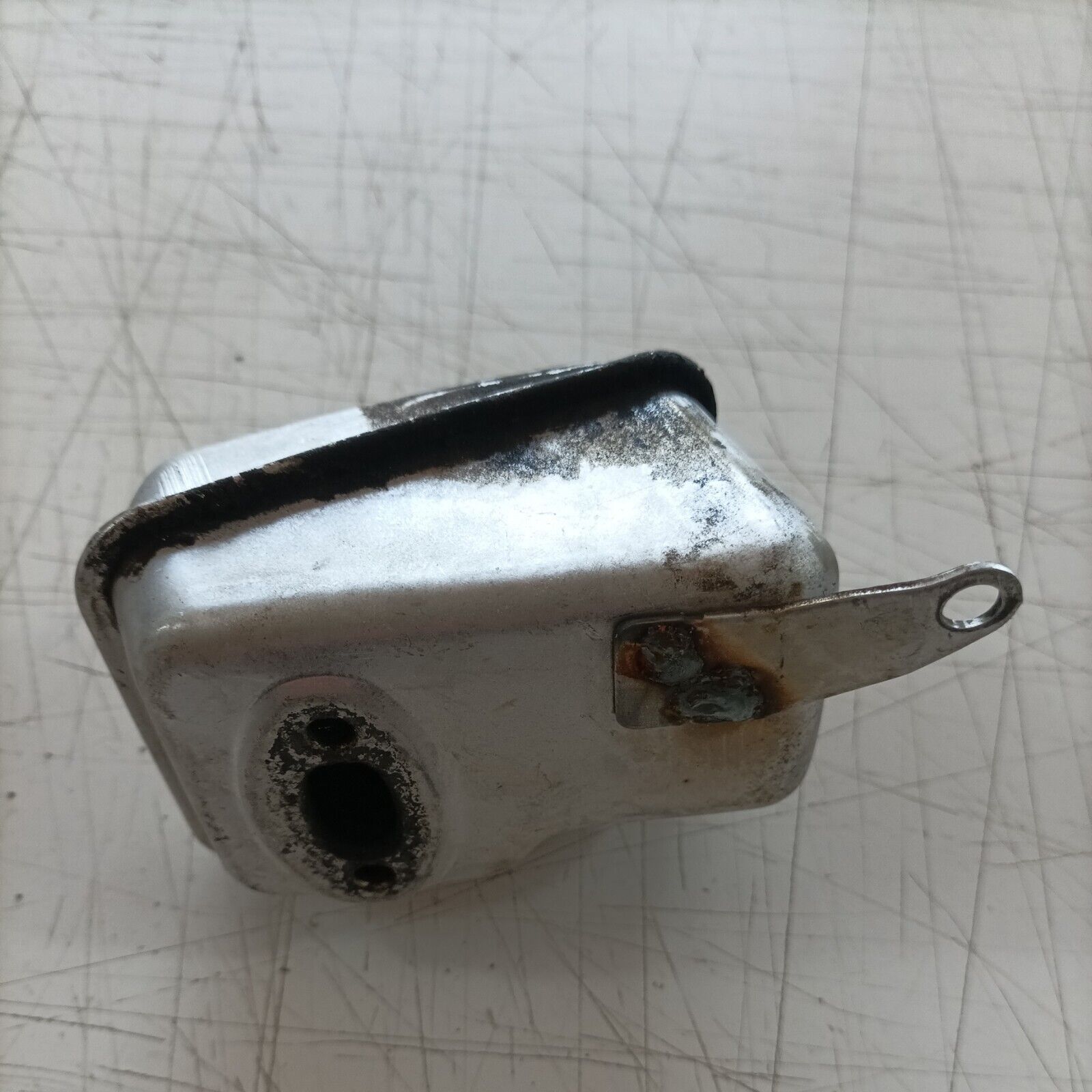 DECESPUGLIATORE ALPINA BC 35 S MARMITTA SILENZIATORE TERMINALE ricambi usato