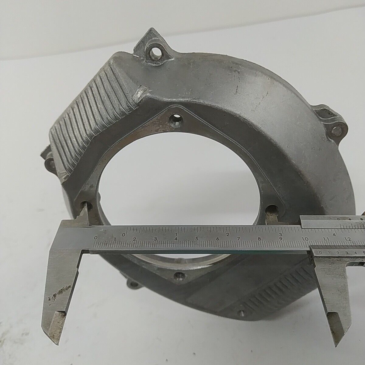 Ricambio usato COPERCHIO MOTORE supporto campana decespugliatore MITSUBISHI T200