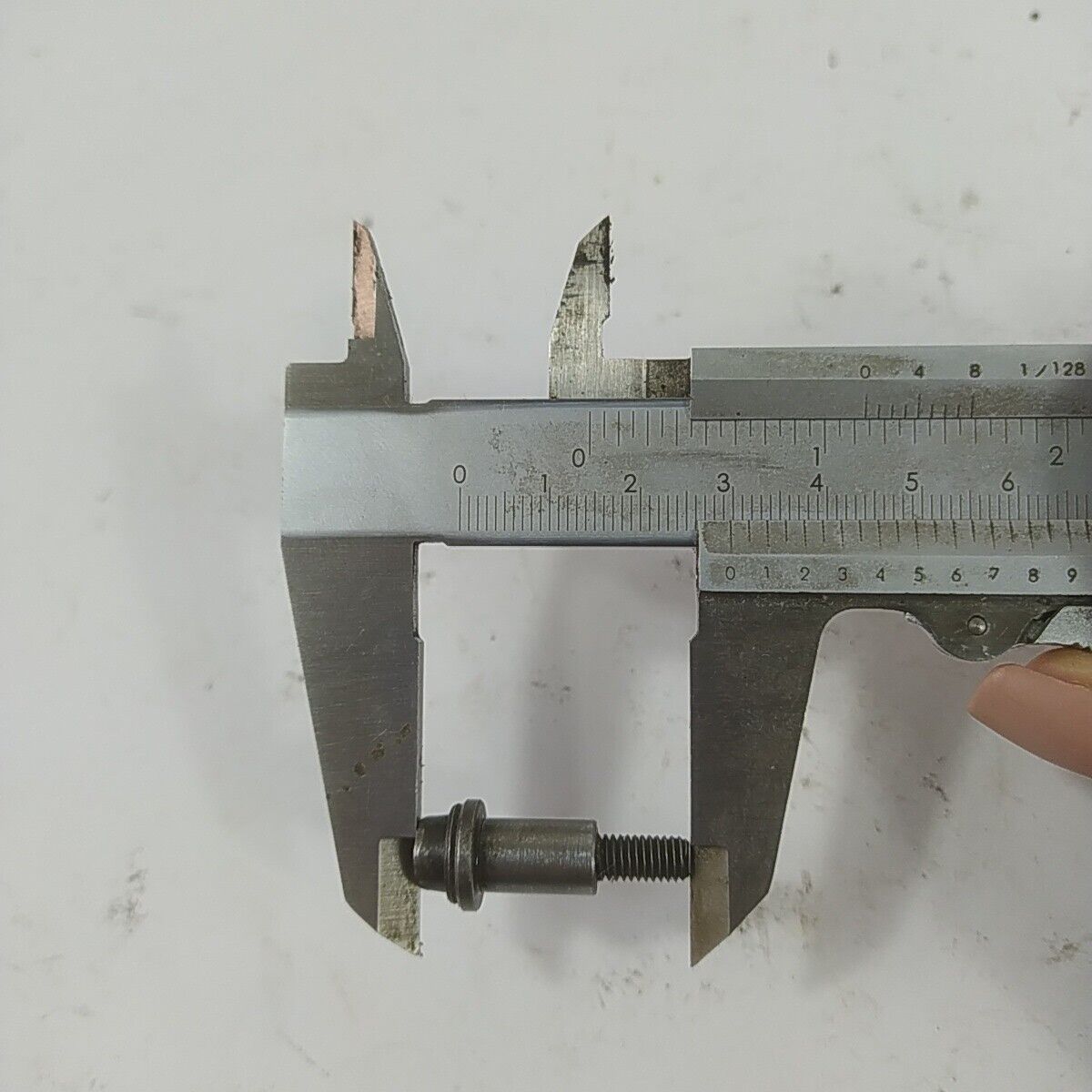VITI BASAMENTO CILINDRO MOTORE per motosega OLEO MAC GS 440 ricambi usati