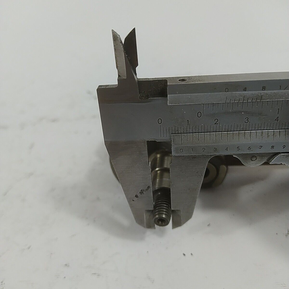 Ricambio ALBERO MOTORE usato per decespugliatore MITSUBISHI TL 52
