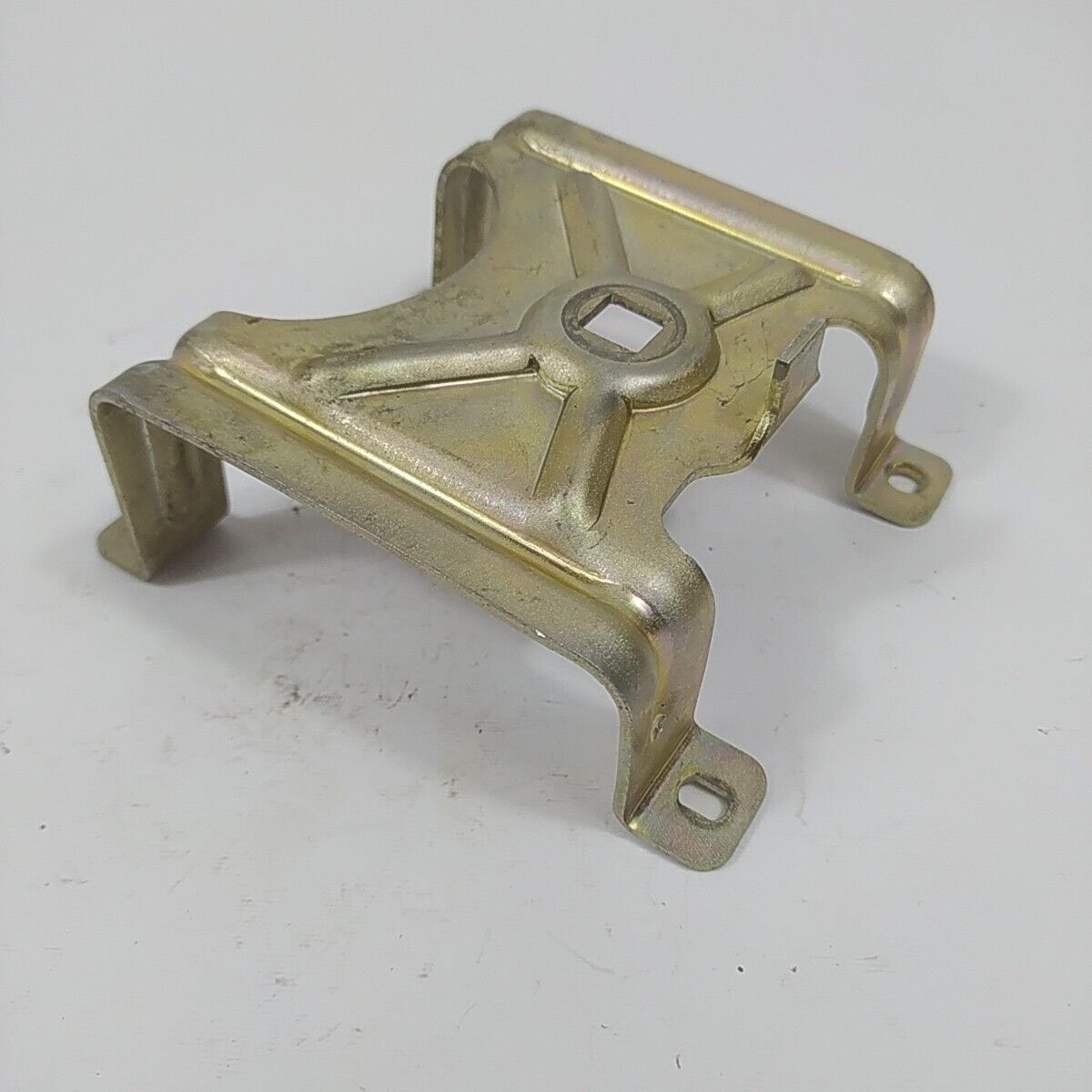 Ricambio per decespugliatore EFCO 8420 8425 8510 STAFFA MOTORE A ZAINO usato