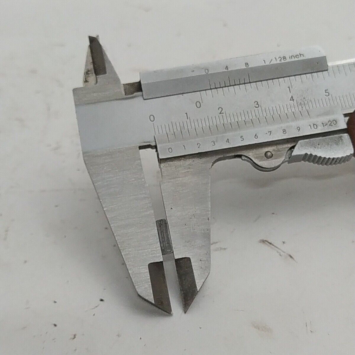 Ricambio CHIAVETTA fermo VOLANO usato per decespugliatore Emak Efco 8425