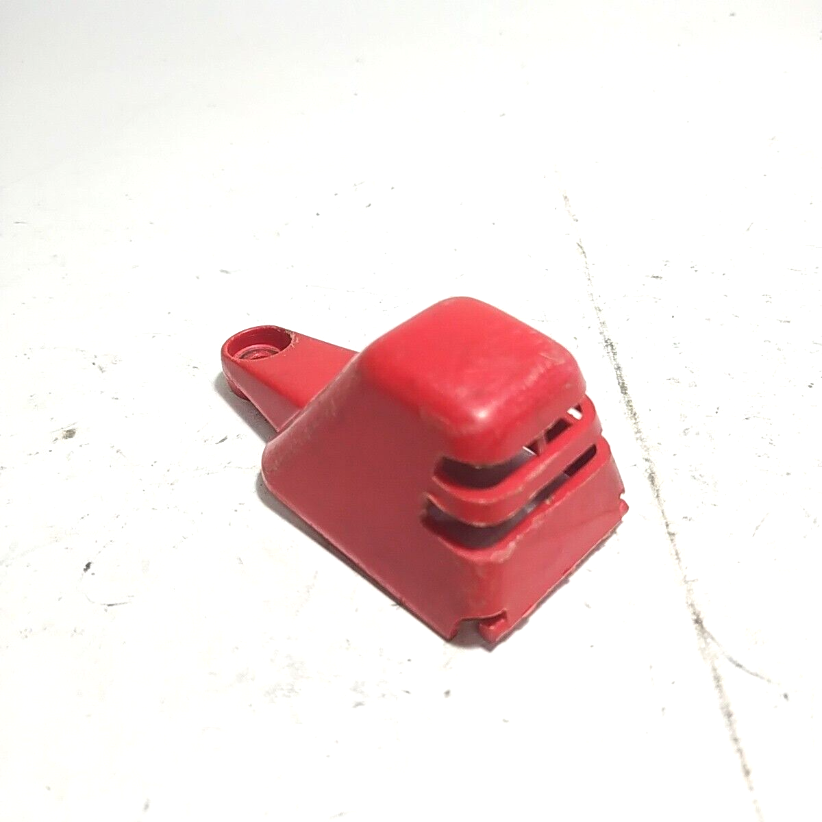 Ricambio copri COPERCHIO CANDELA MOTORE usato per decespugliatore Emak Efco 8425