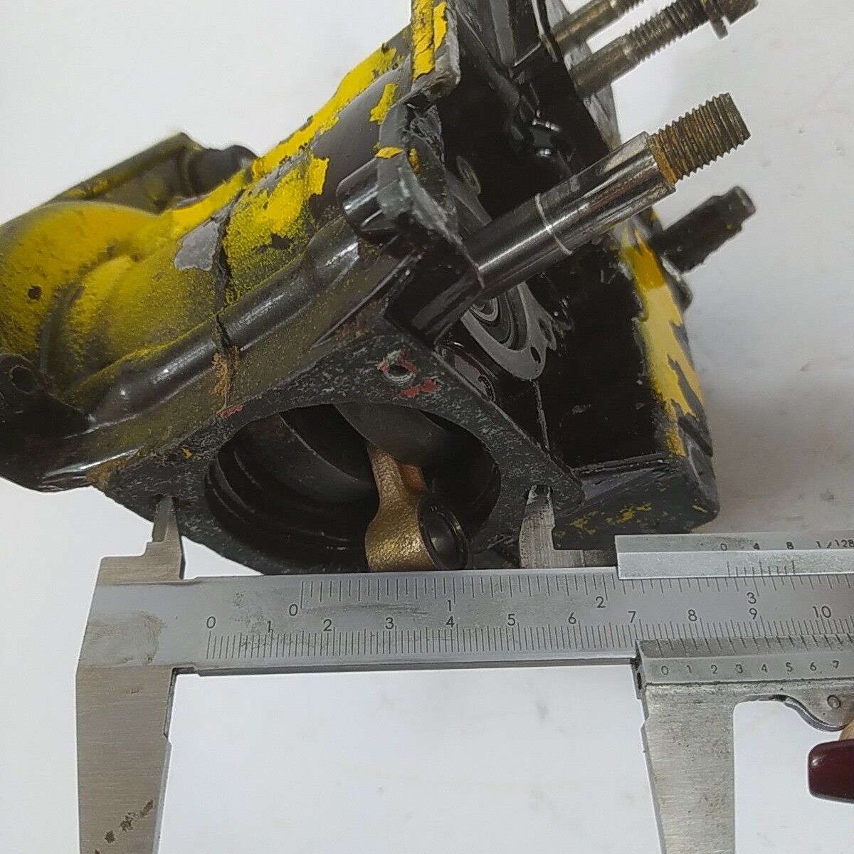 ALBERO MOTORE CARTER BASAMENTO CILINDRO PER MOTOSEGA ALPINA PROF 55 E CP 55