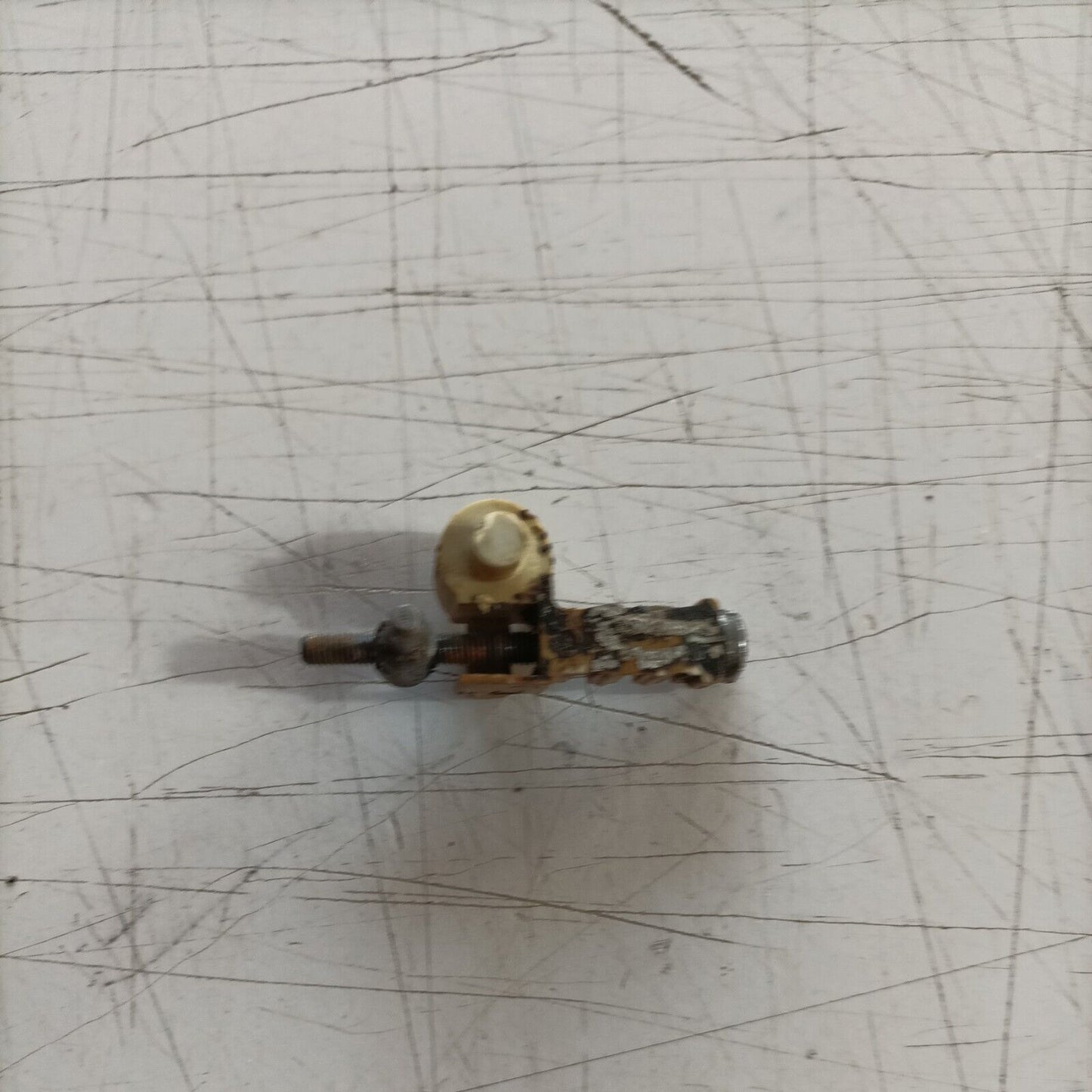 REGISTRO TENDI TENSIONATORE CATENA PER MOTOSEGA STIHL 018 / MS 170 180 017 usato