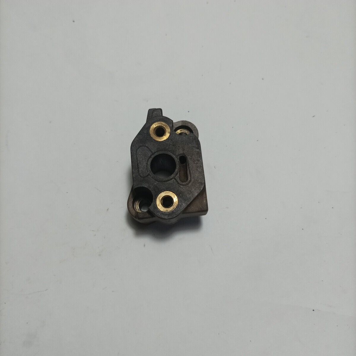 Ricambio usato per DECESPUGLIATORE EFCO oleo mac KING 26 COLLETTORE CARBURATORE 
