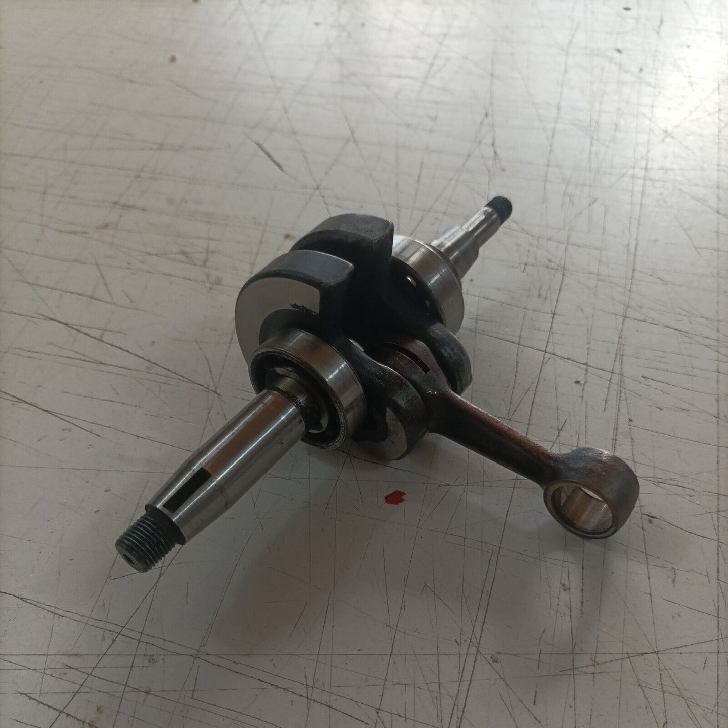 MOTOSEGA OLEOMAC OM 251 ALBERO MOTORE con frizione SENZA FILETTO ricambi usati