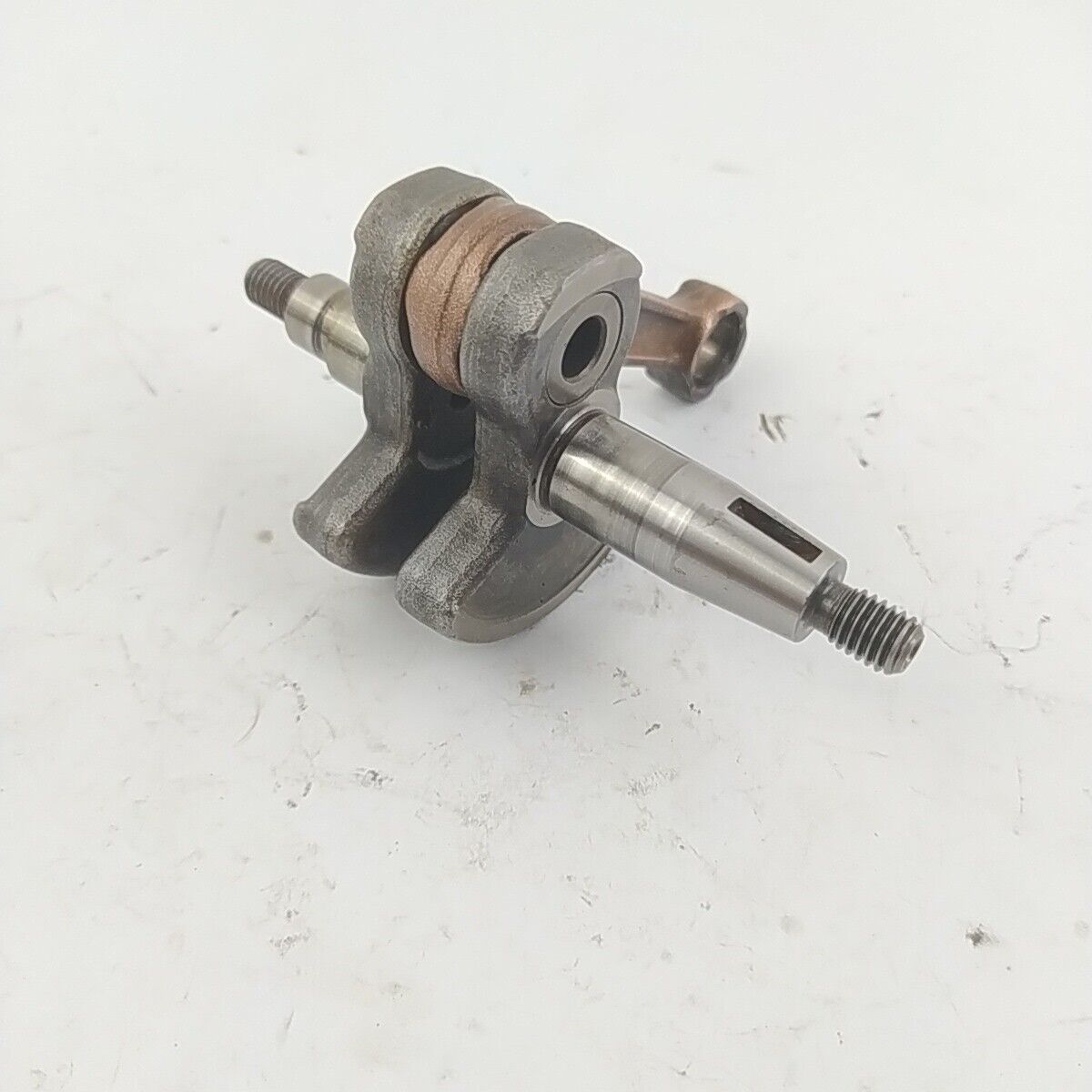 Ricambio ALBERO MOTORE ORIGINALE usato per decespugliatore MITSUBISHI TL 52