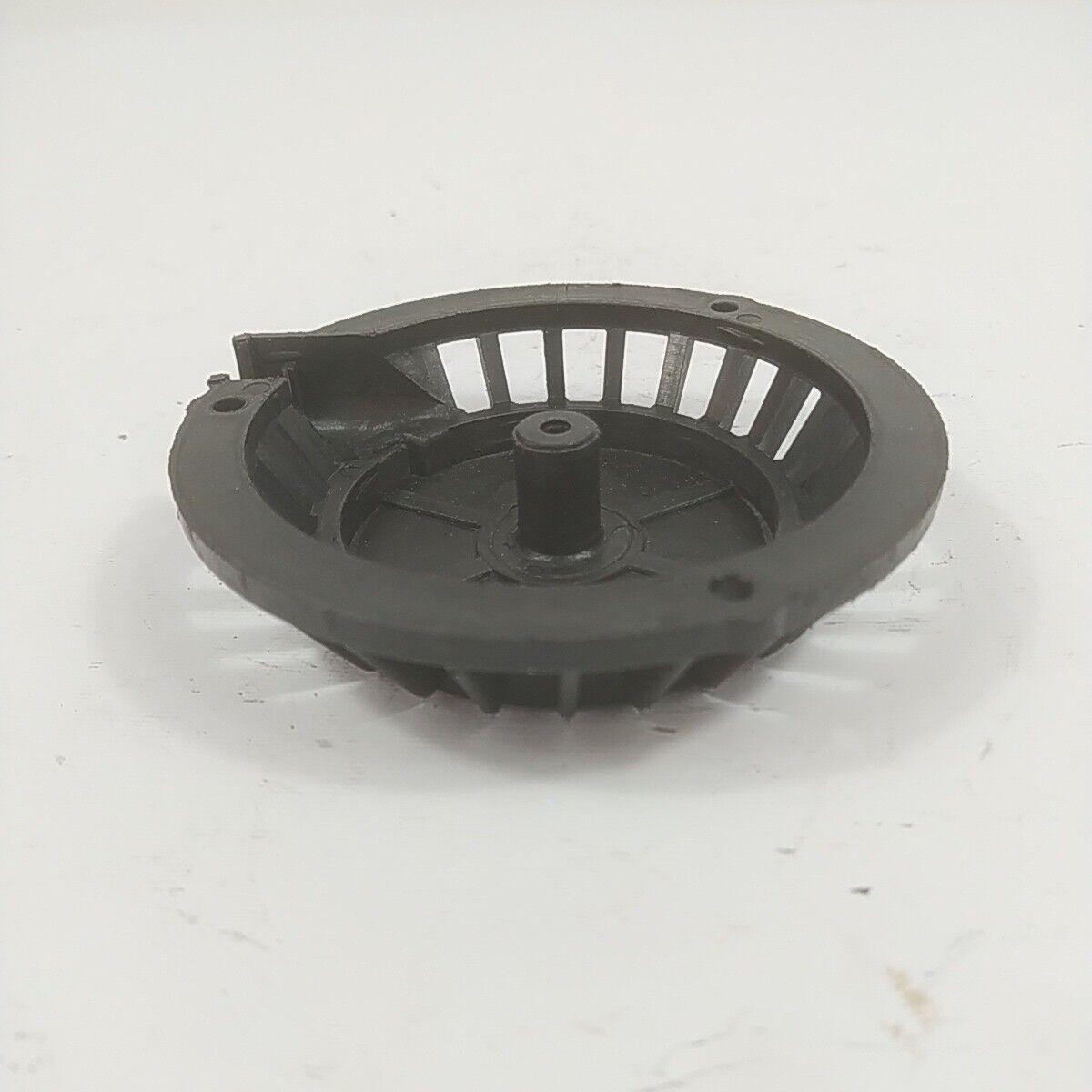 Ricambio COPERCHIO DI AVVIAMENTO A STRAPPO per decespugliatore BEAR 27 FC usato