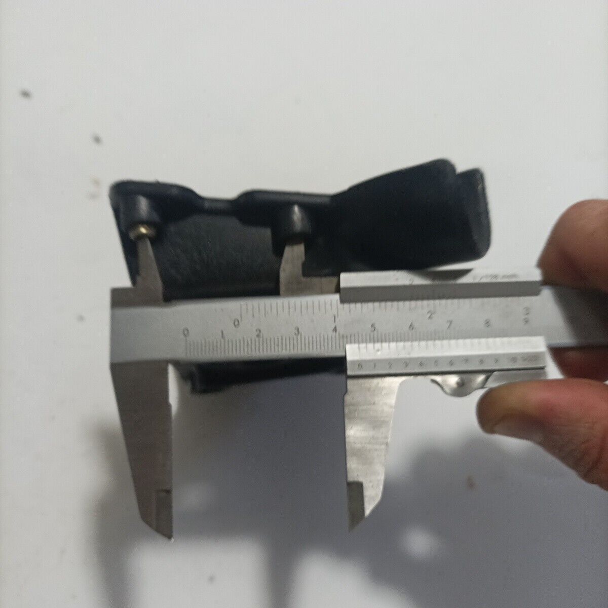 Ricambio usato DECESPUGLIATORE EFCO oleo mac KING 26 STAFFA SERBATOIO carburante