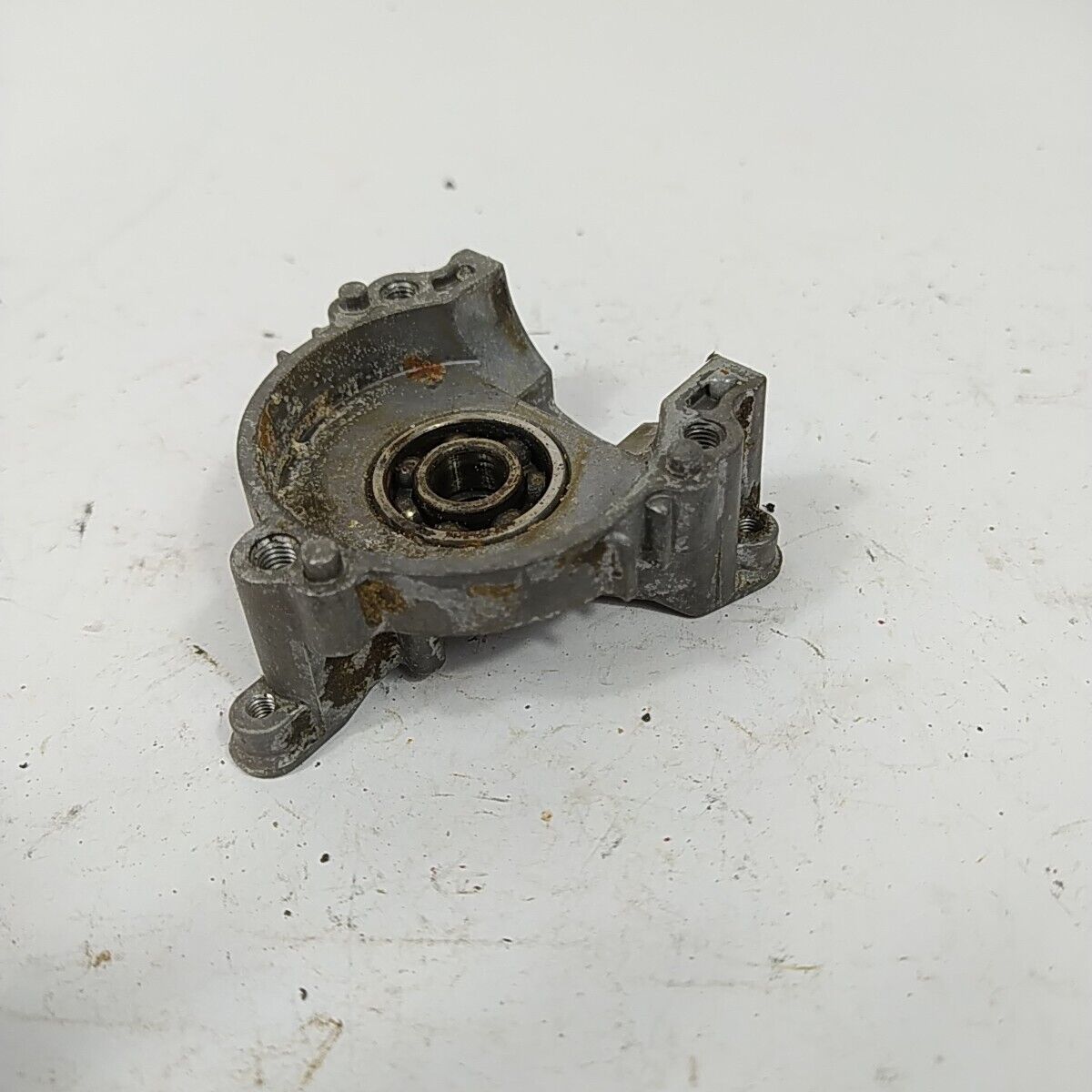 CARTER MOTORE BASAMENTI CILINDRO per decespugliatore MARUYAMA 230 ricambi usati