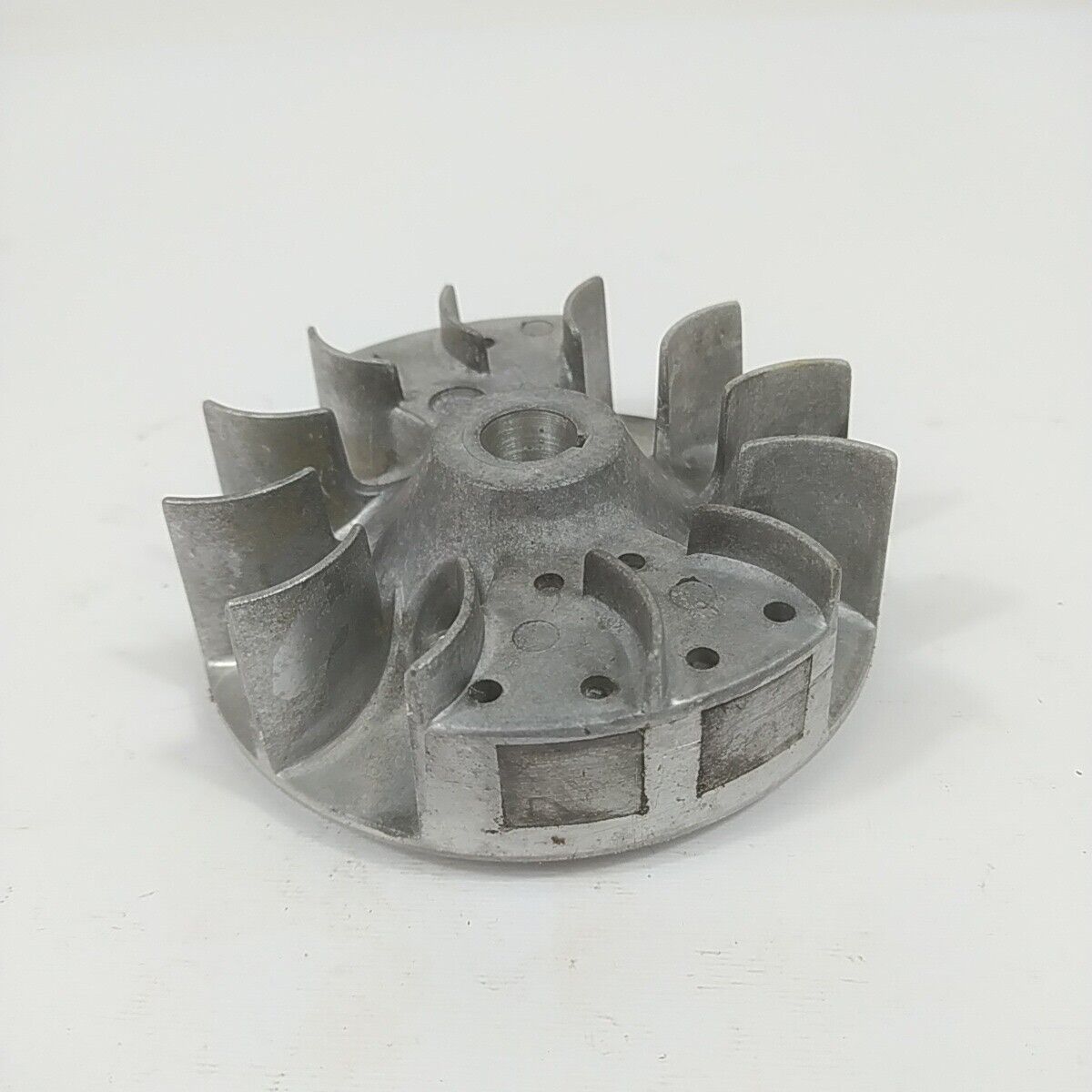 Ricambio per decespugliatore EFCO 8420 8425 VOLANO MAGNETICO DI AVVIAMENTO usato