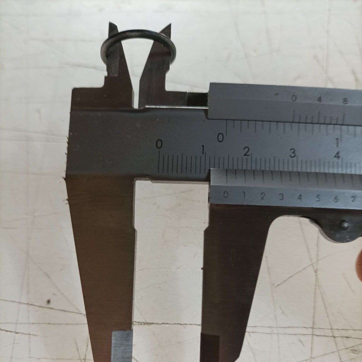 vite dado VOLANO E FERMO PARAOLIO PER MOTOSEGA STIHL MS 170 180 018 017 usato