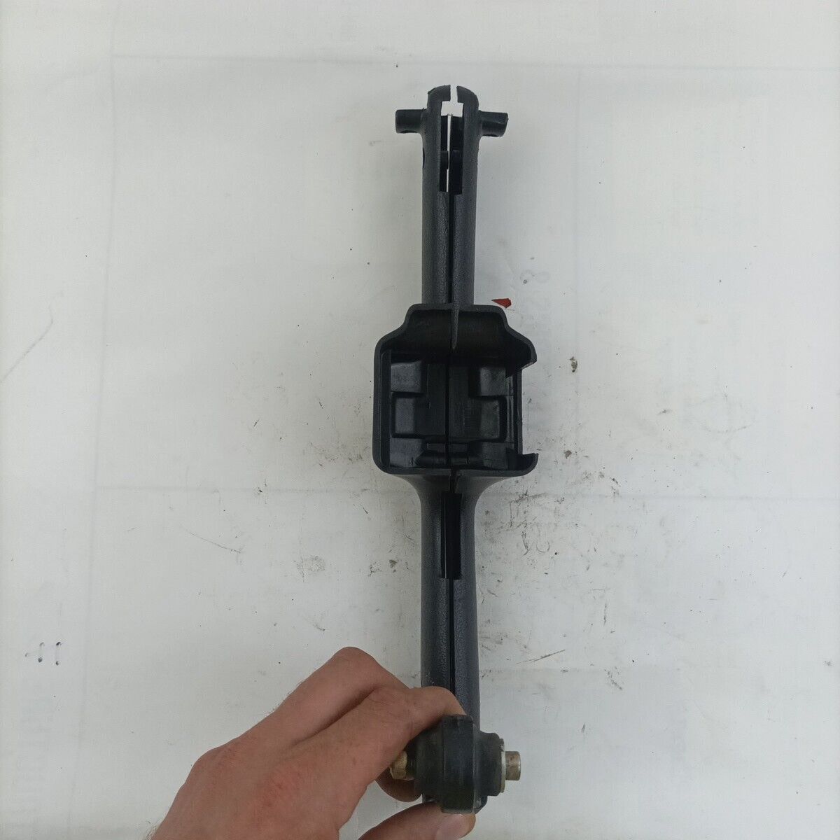 MANIGLIA impugnatura Manico Superior PER MOTOSEGA ALPINA CASTOR 40 ricambi usati