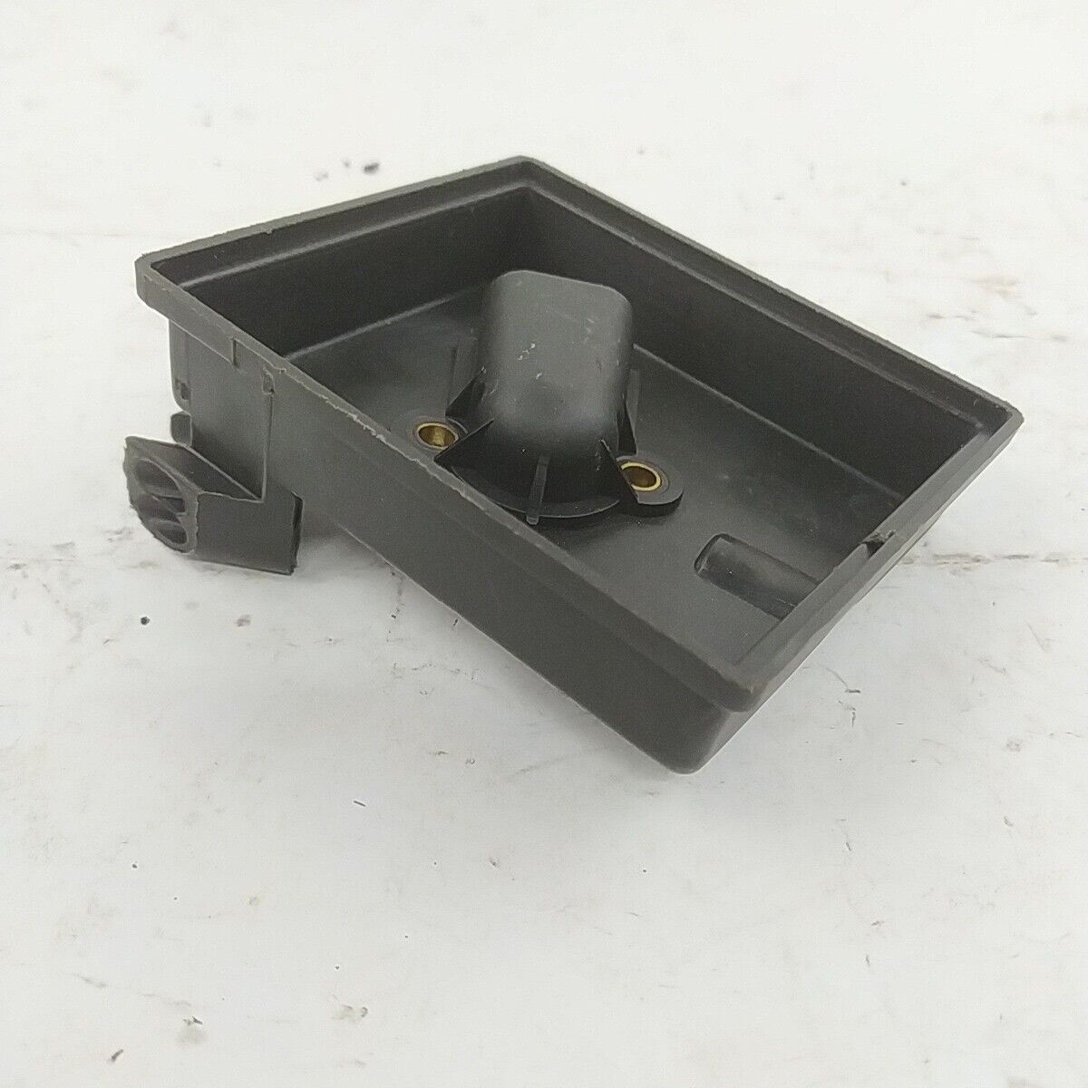 Ricambio SCATOLA FILTRO ARIA usato DECESPUGLIATORE MCCULLOCH CABRIO Elite 