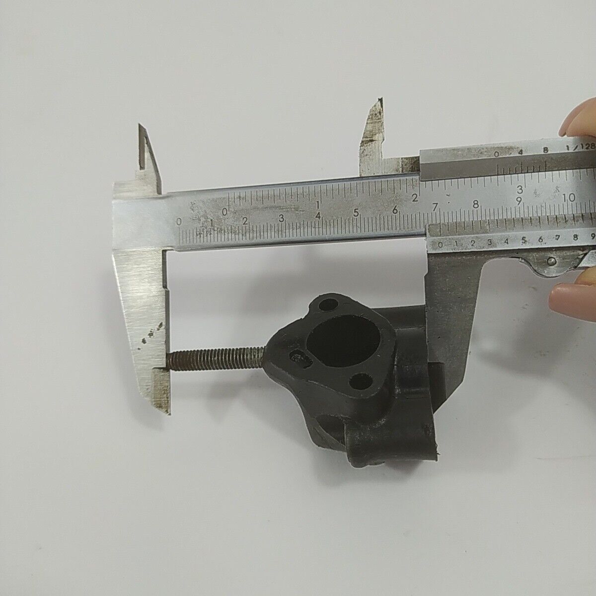 ricambi FLANGIA COLLETTORE CARBURATORE per motosega castor ALPINA PROF 70 usati