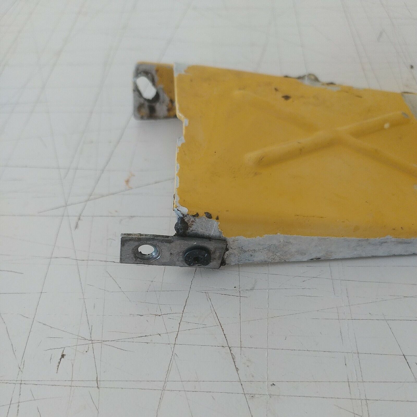 CARTER COPERCHIO MOTORE PER MOTOSEGA ALPINA CASTOR  45 41 40  RICAMBI USATI