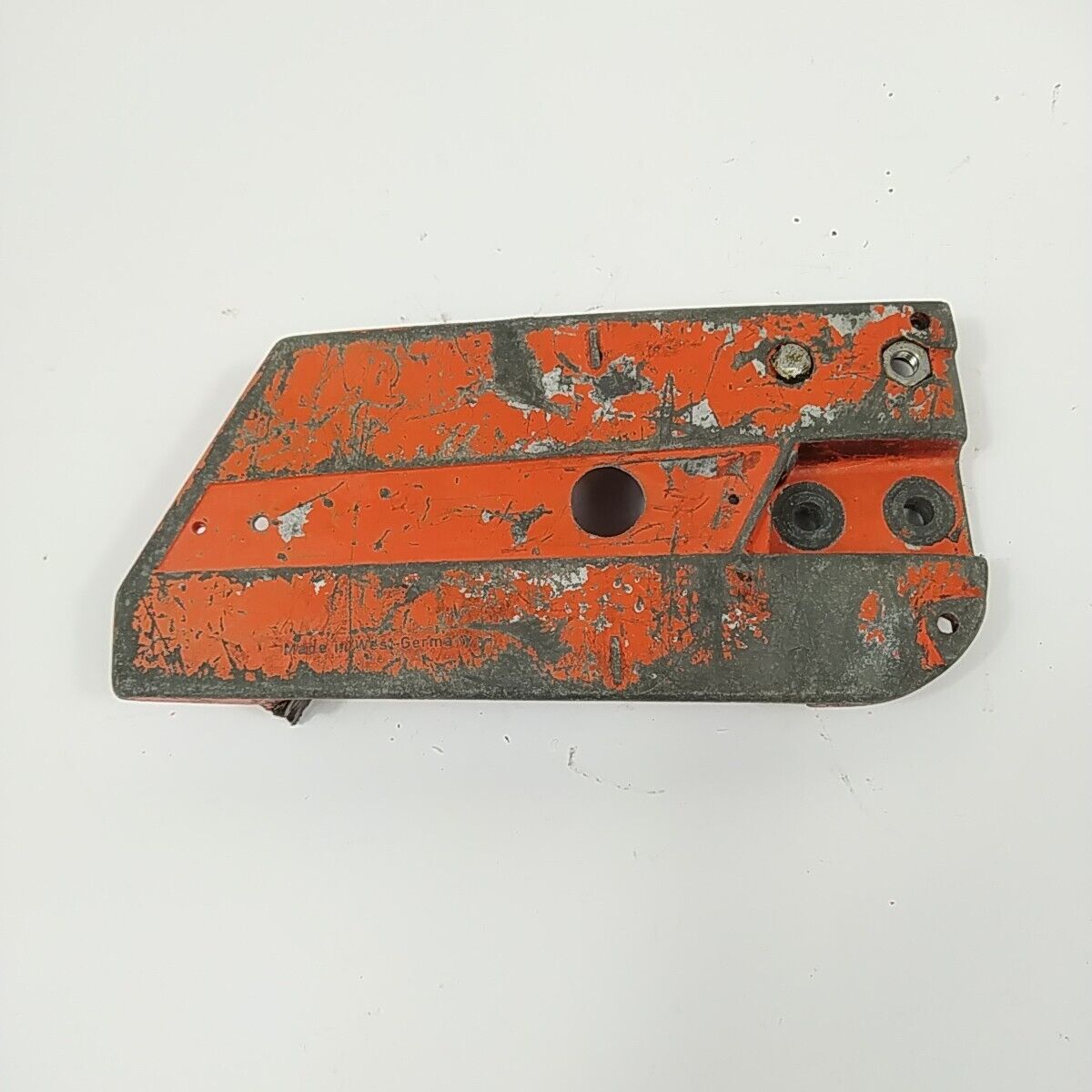 Ricambio usato COPERCHIO CATENA COPRI FRIZIONE per motosega DOLMAR 116 si