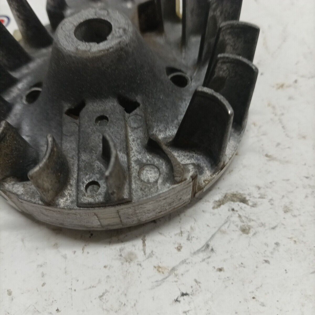 Ricambio VOLANO ACCENSIONE START Usato per decespugliatore Komatsu ZENOAH G3K