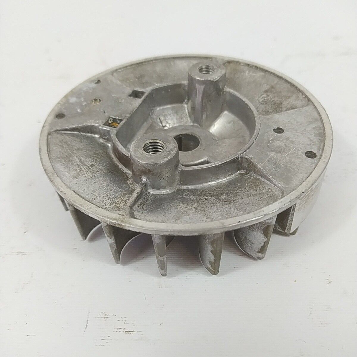 Ricambio VOLANO MAGNETICO DI AVVIAMENTO per decespugliatore TANAKA 501 ik usato