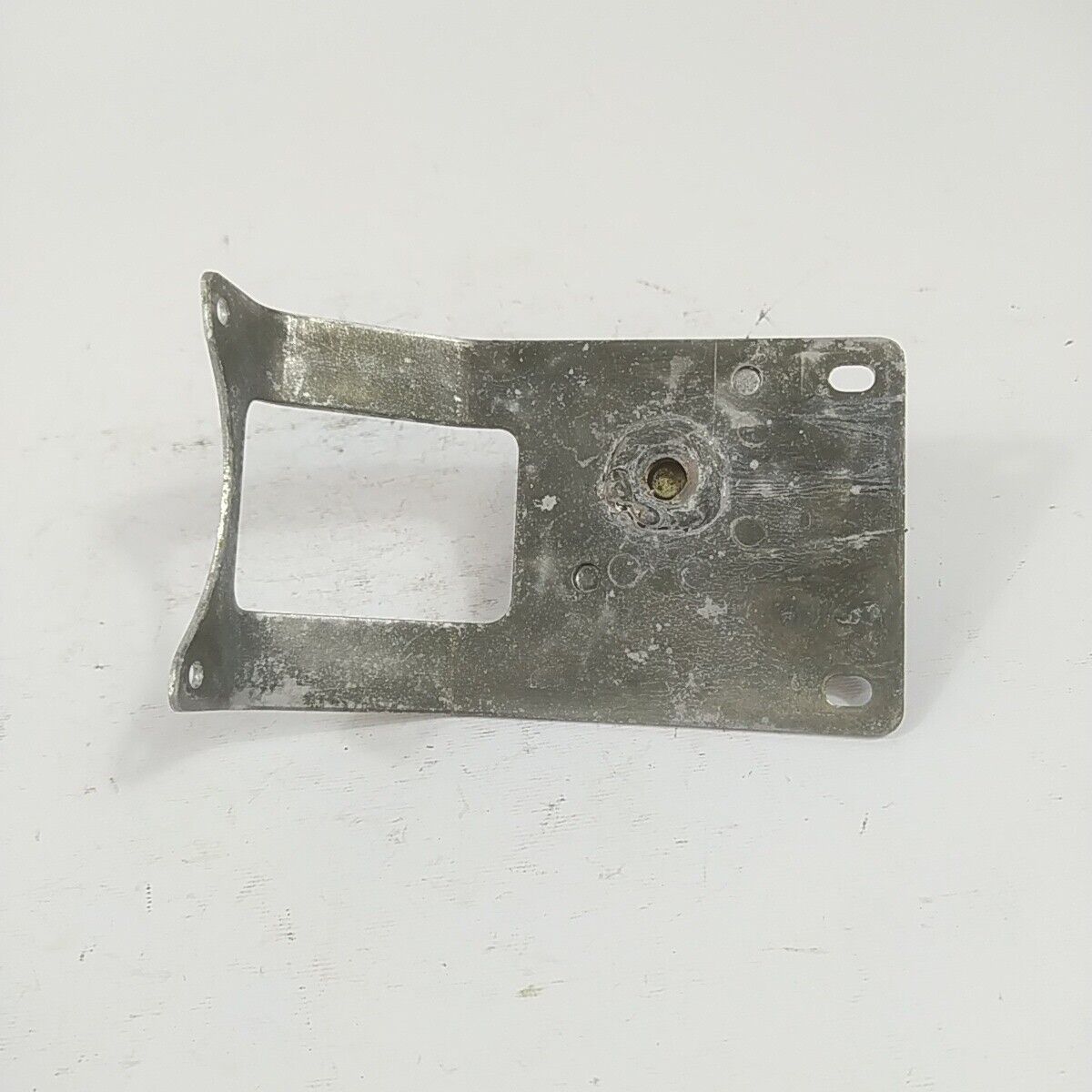 Ricambio per decespugliatore ECHO RM - 380 STAFFA SUPPORTO MOTORE A ZAINO usato