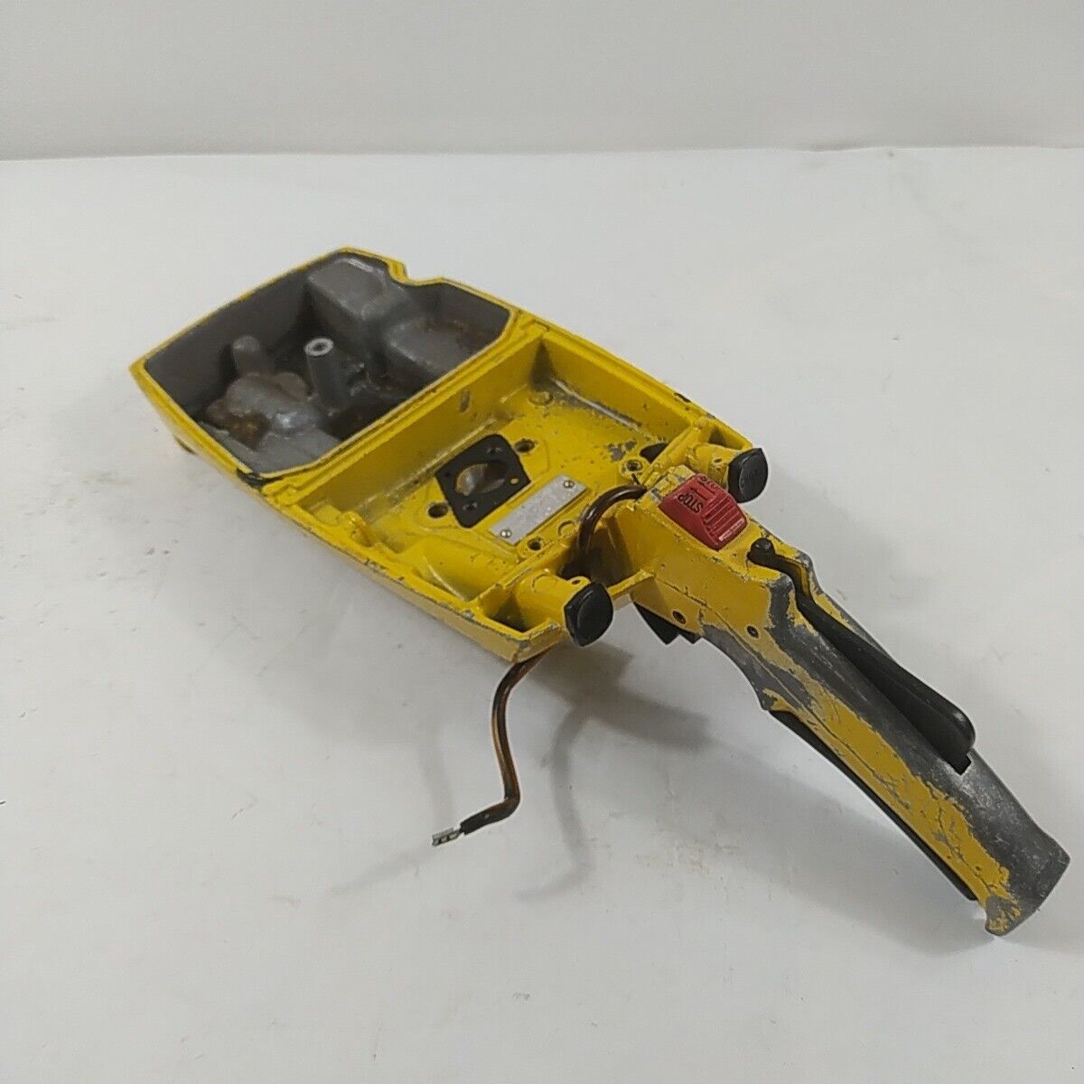 Ricambi IMPUGNATURA MANIGLIA PER MOTOSEGA MCCULLOCH PRO MAC 555 usati