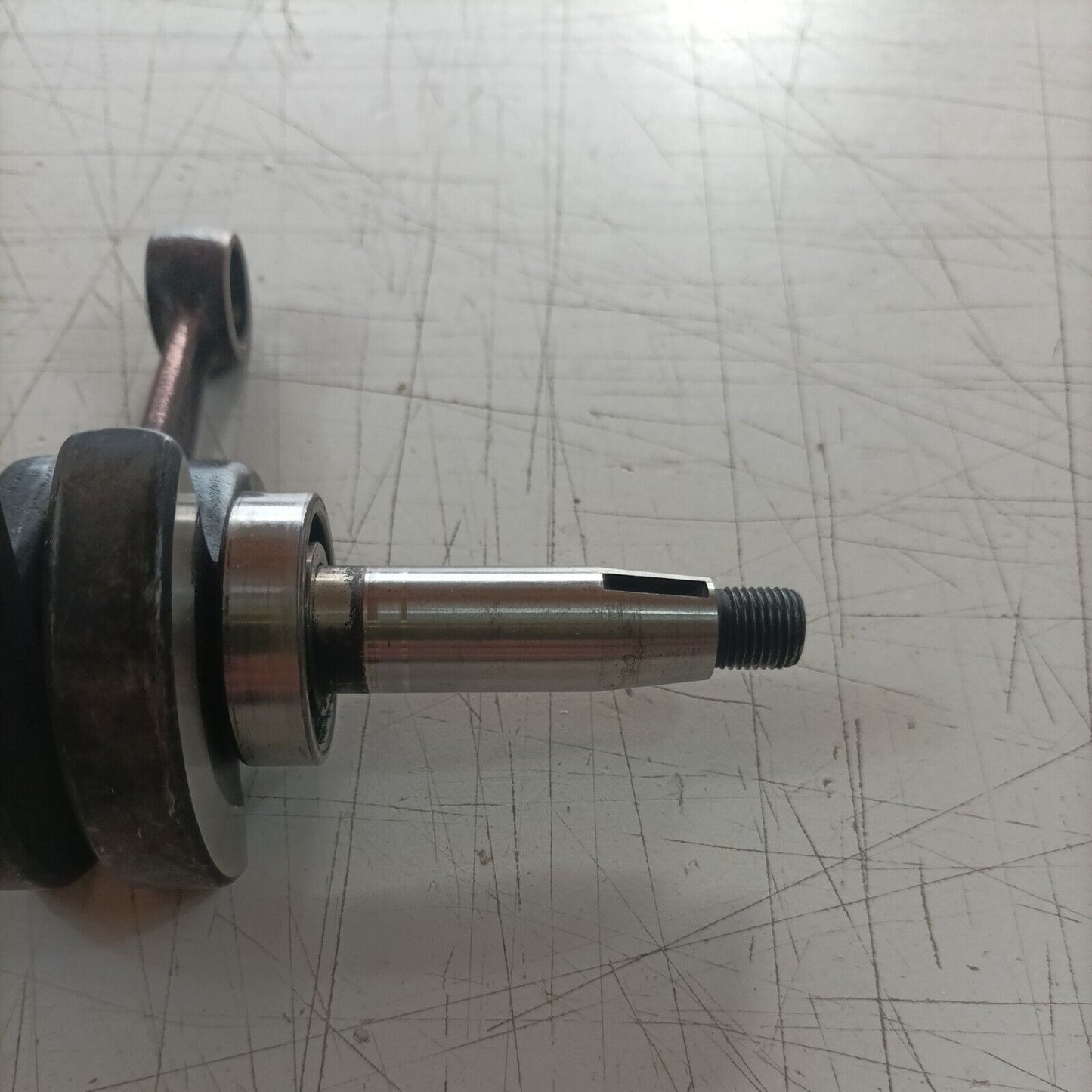 MOTOSEGA OLEOMAC OM 251 ALBERO MOTORE con frizione SENZA FILETTO ricambi usati