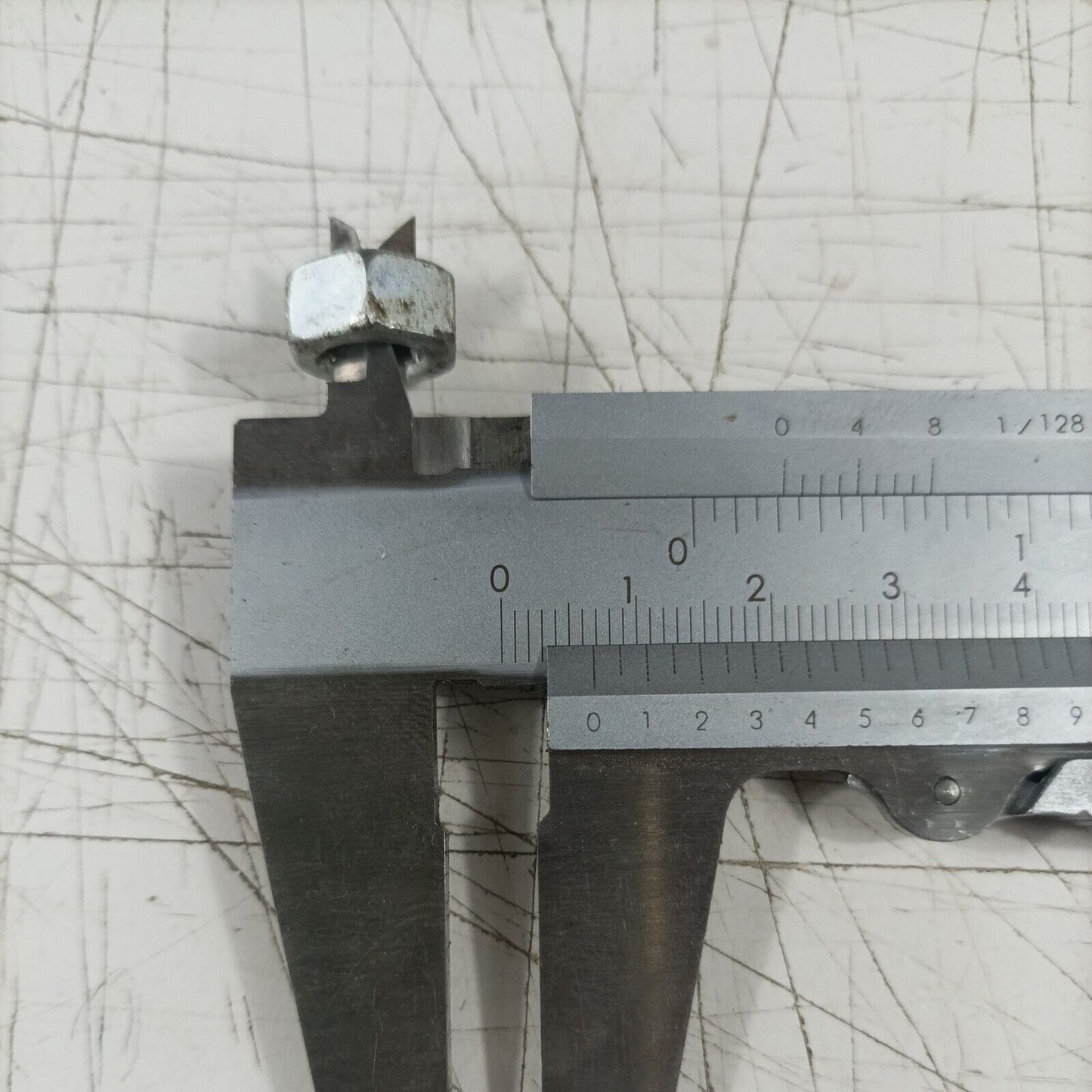 DECESPUGLIATORE ALPINA BC 35 S BULLONE DANDO VOLANO ALBERO MOTORE ricambio usato