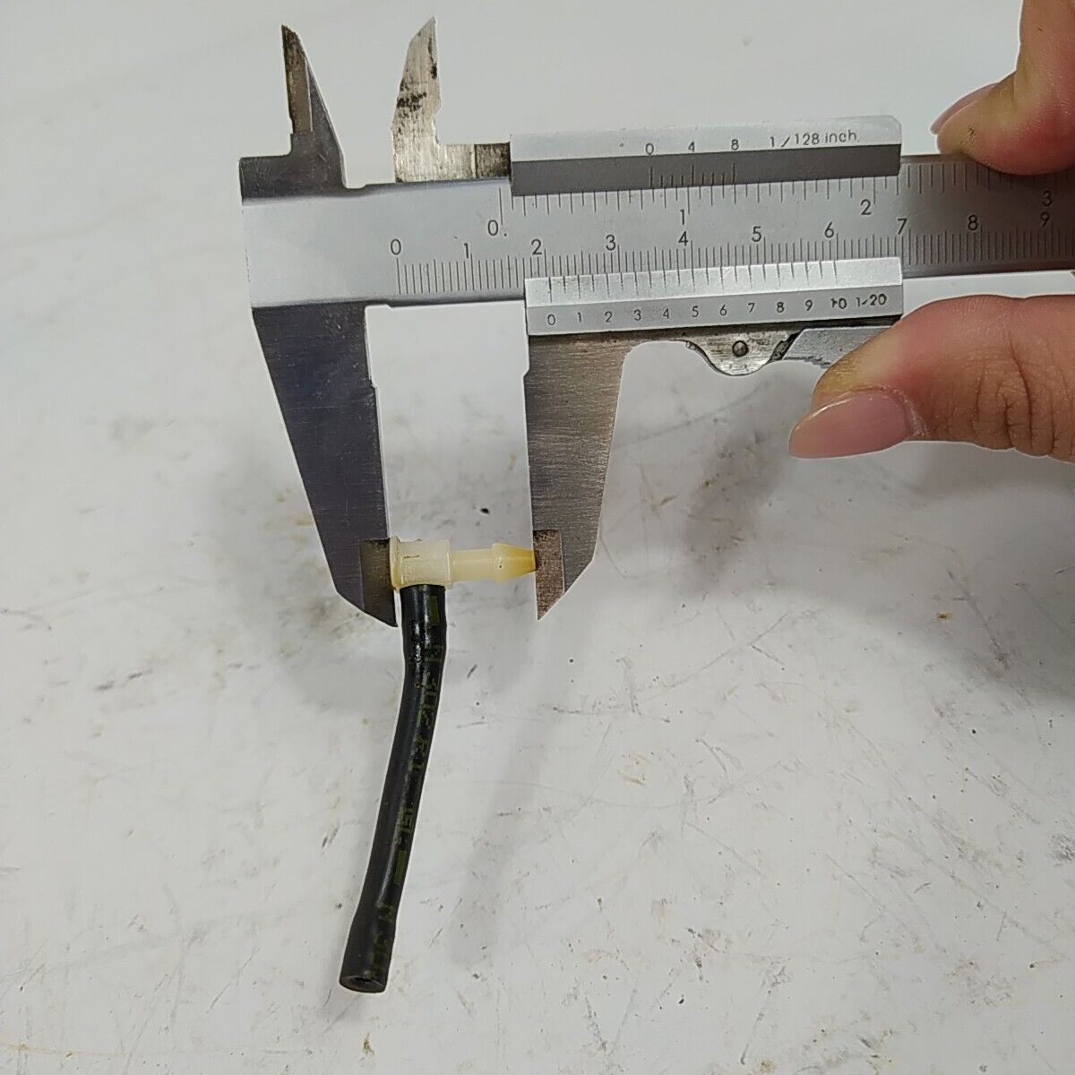 VARI SUPPORTO TUBI E TASTI accensione PER MOTOSEGA STIHL MS150TC ricambi usati